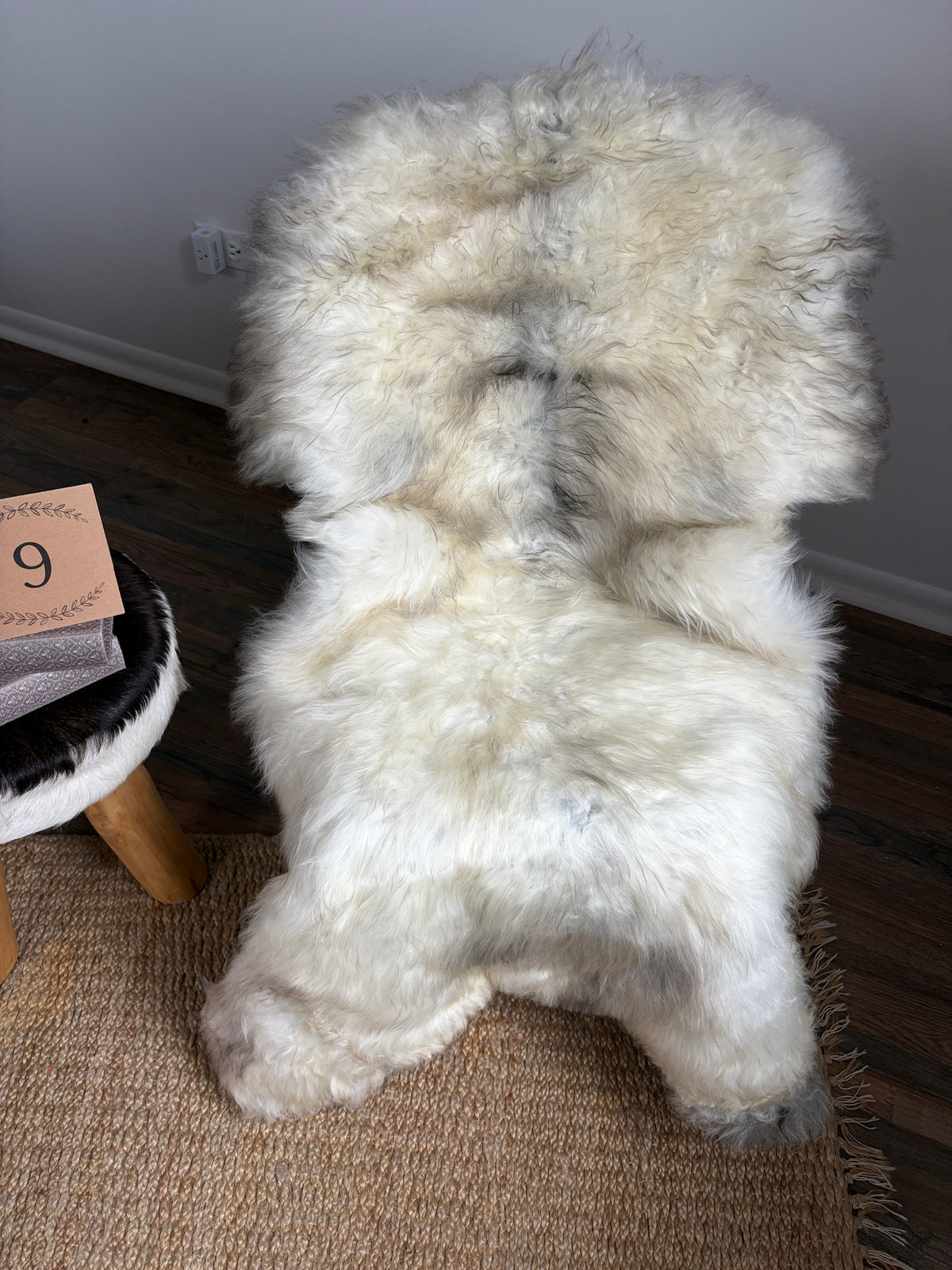 Natural Melerade Sheepskin Rug – Premium Genuine Sheepskin, Ultra Soft Wool Throw, Scandinavian Home Decor MEL44