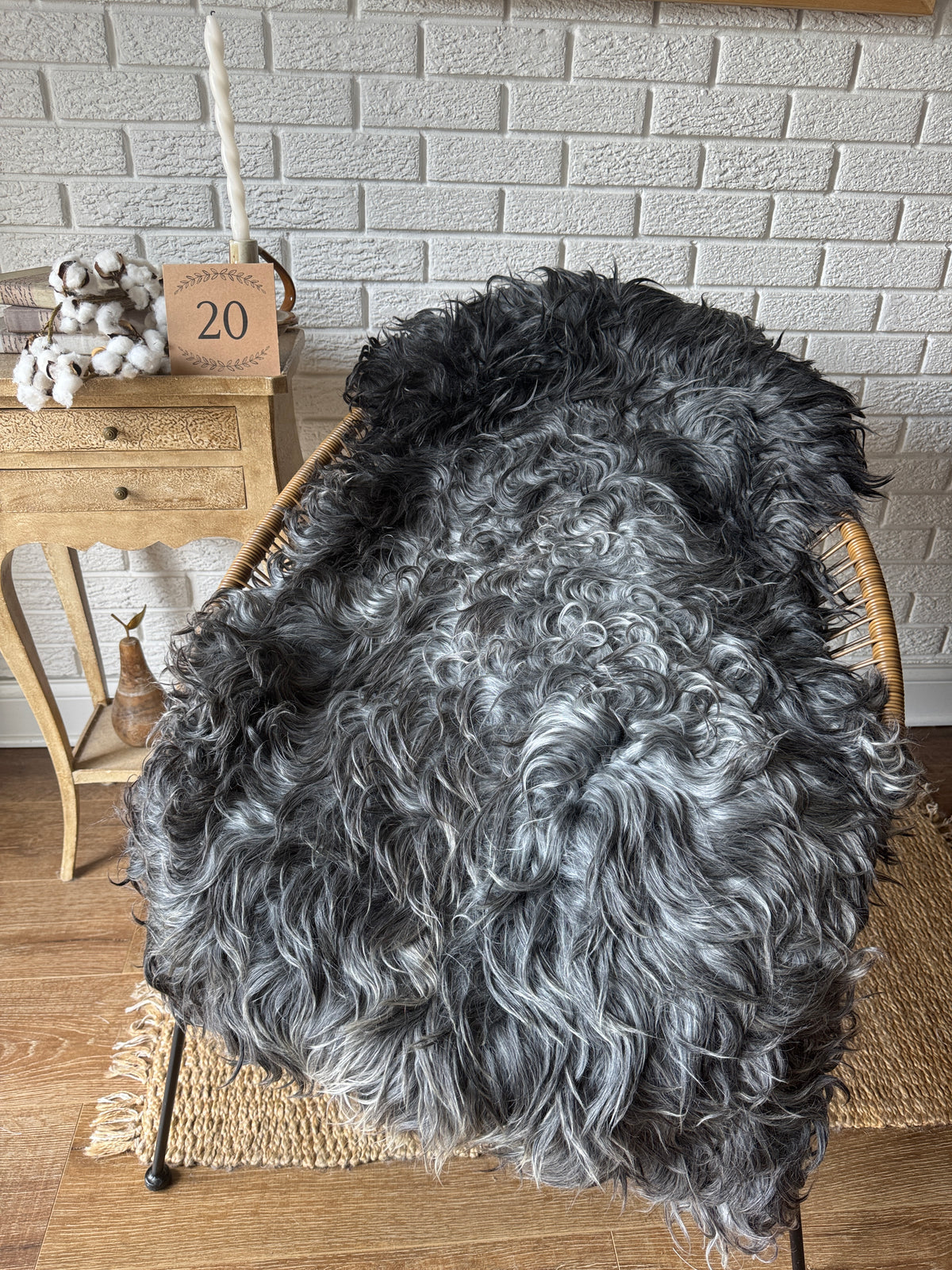 ๐ Beautiful Genuine Gotland Sheepskin Rug โ Long Wool 2โ3"+, Organic & Sustainable GD1