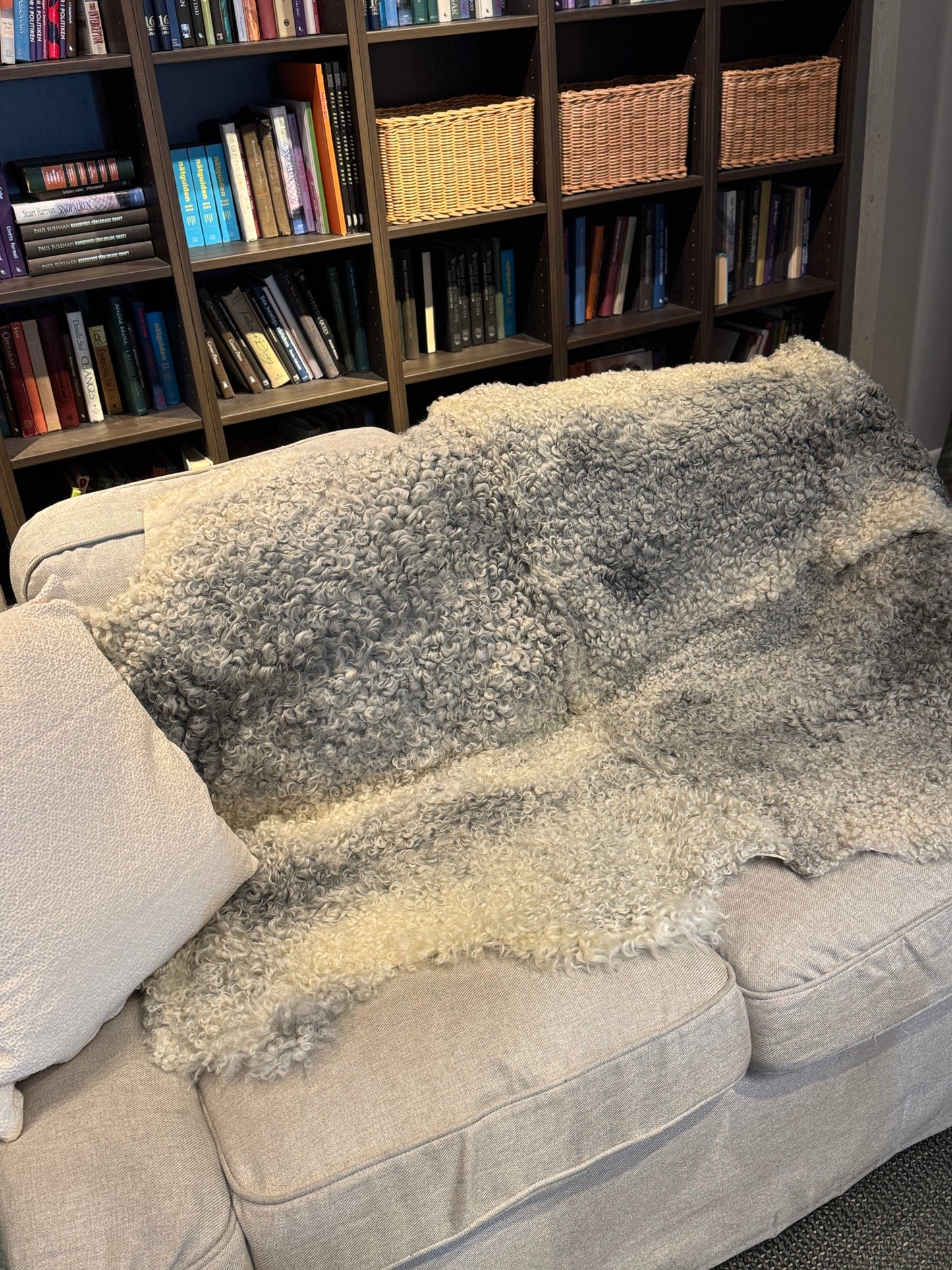 Follkee Gotland Sheepskin Rug & Coach Throw: Luxurious, Natural & Grey – Custom Made