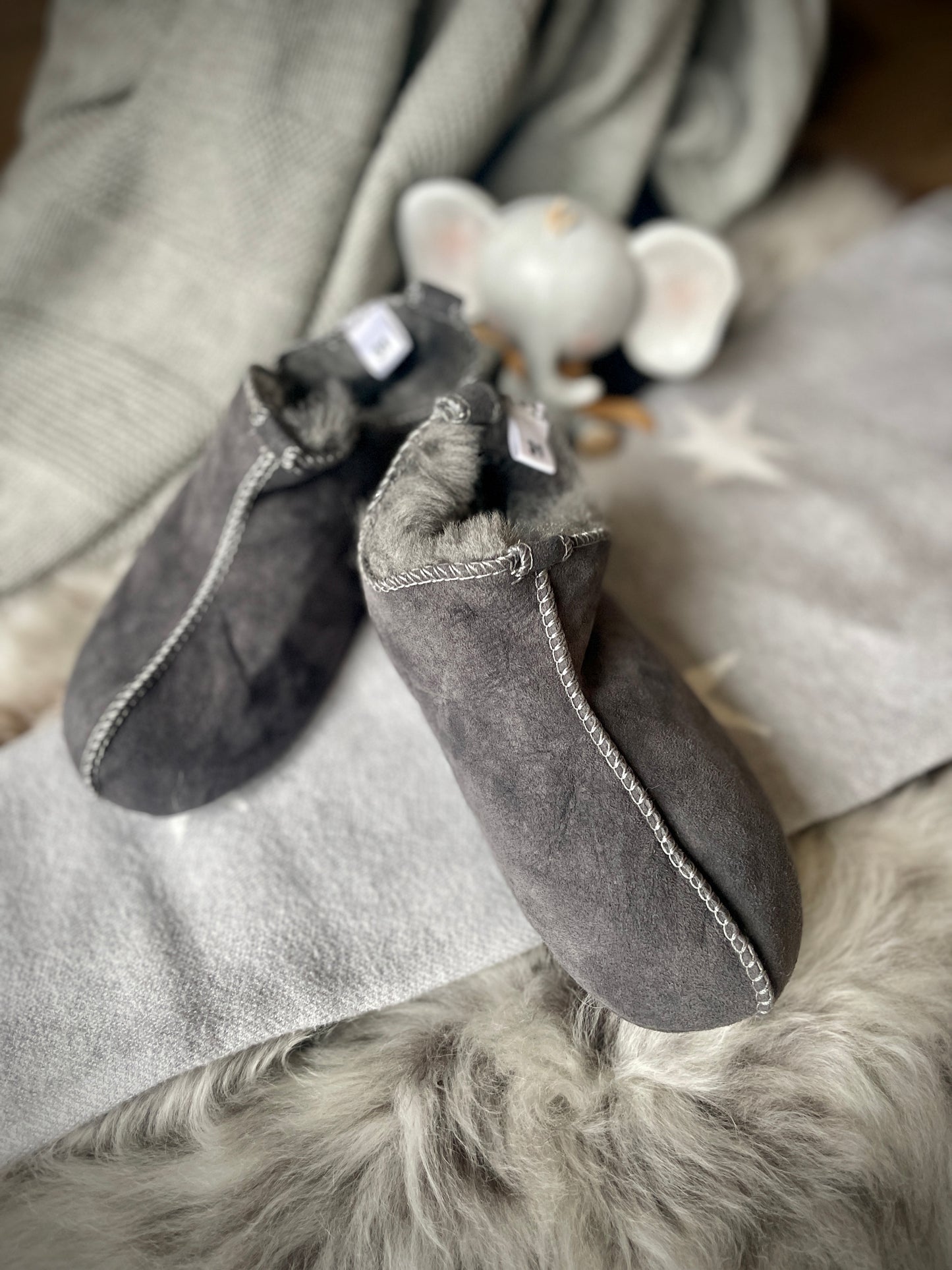 Follkee Kids Santa Bambosh Brown Indoor Barefoot Slipper