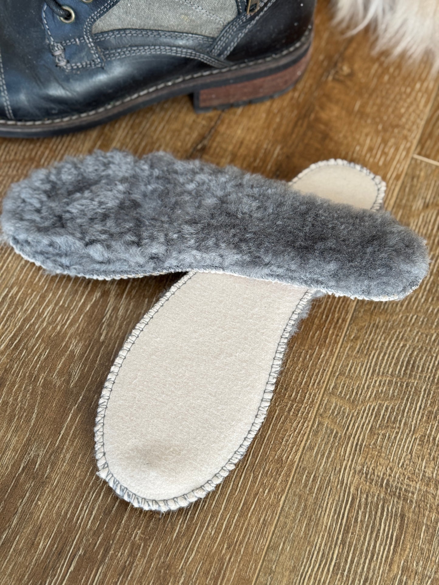 Wool Insoles, Sheepskin Shoe and Slippers Insole 100% MERINO WOOL