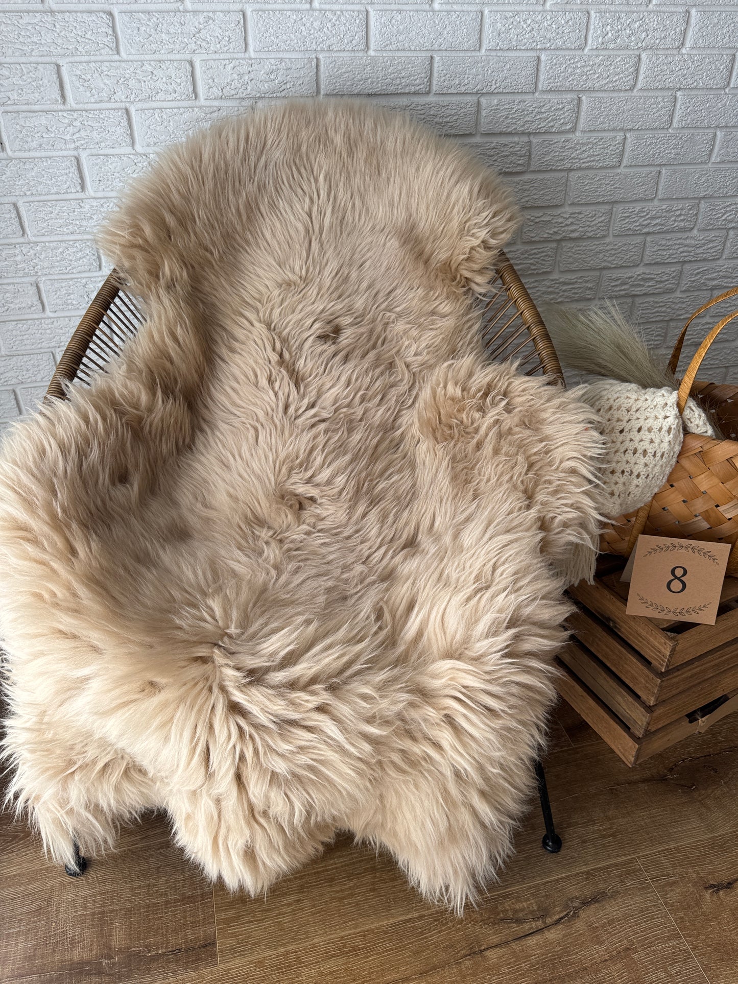 Follkee SheepSkin Rug, Icelandic Premium Quality Sheepskin Blanket, Australian SheepSkin, Soft Sheepskin, Sheepskin throw