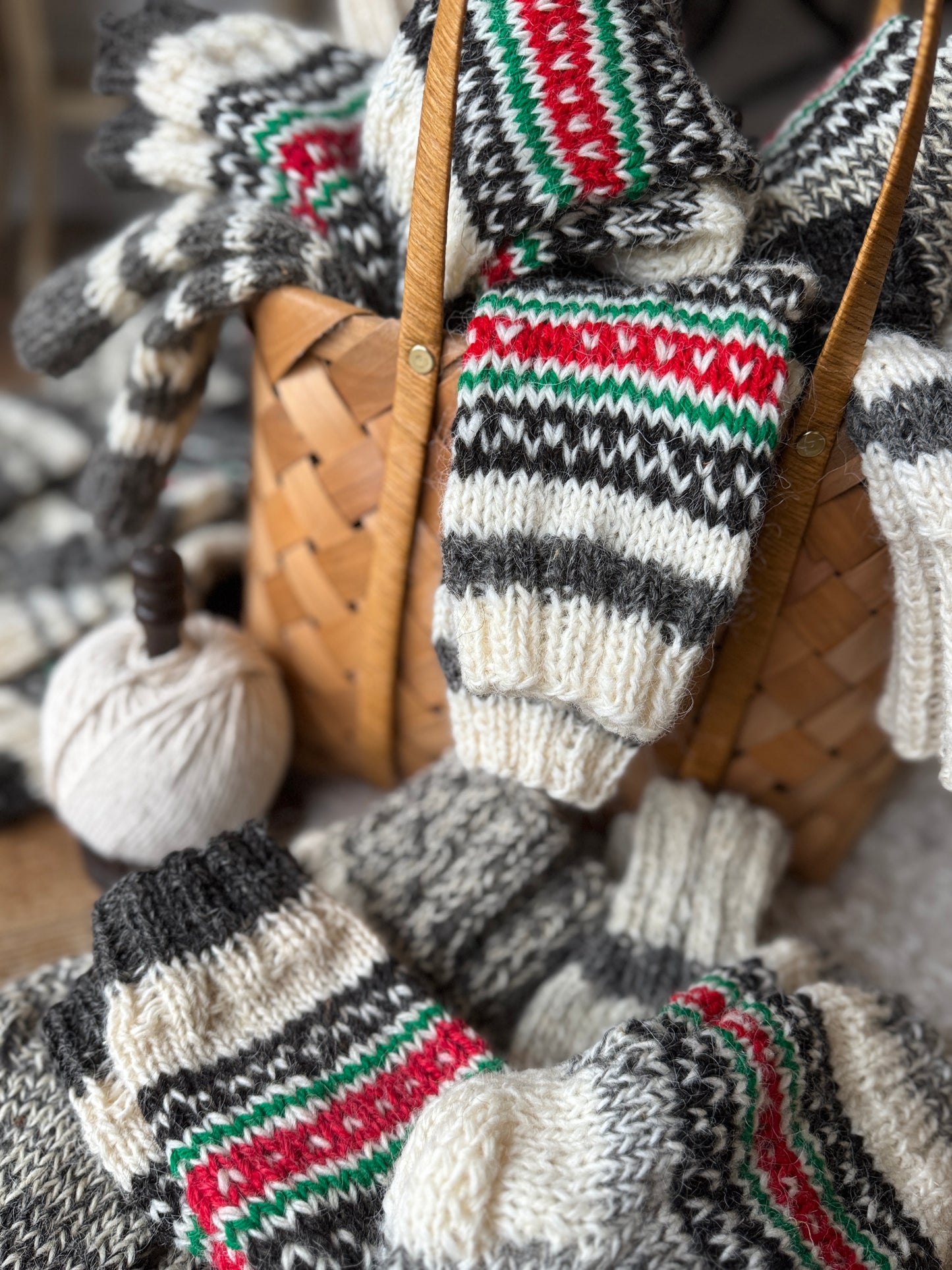 Follkee Hand Knitted 100% Organic Sheep Wool Socks Extra Thick Pure Wool