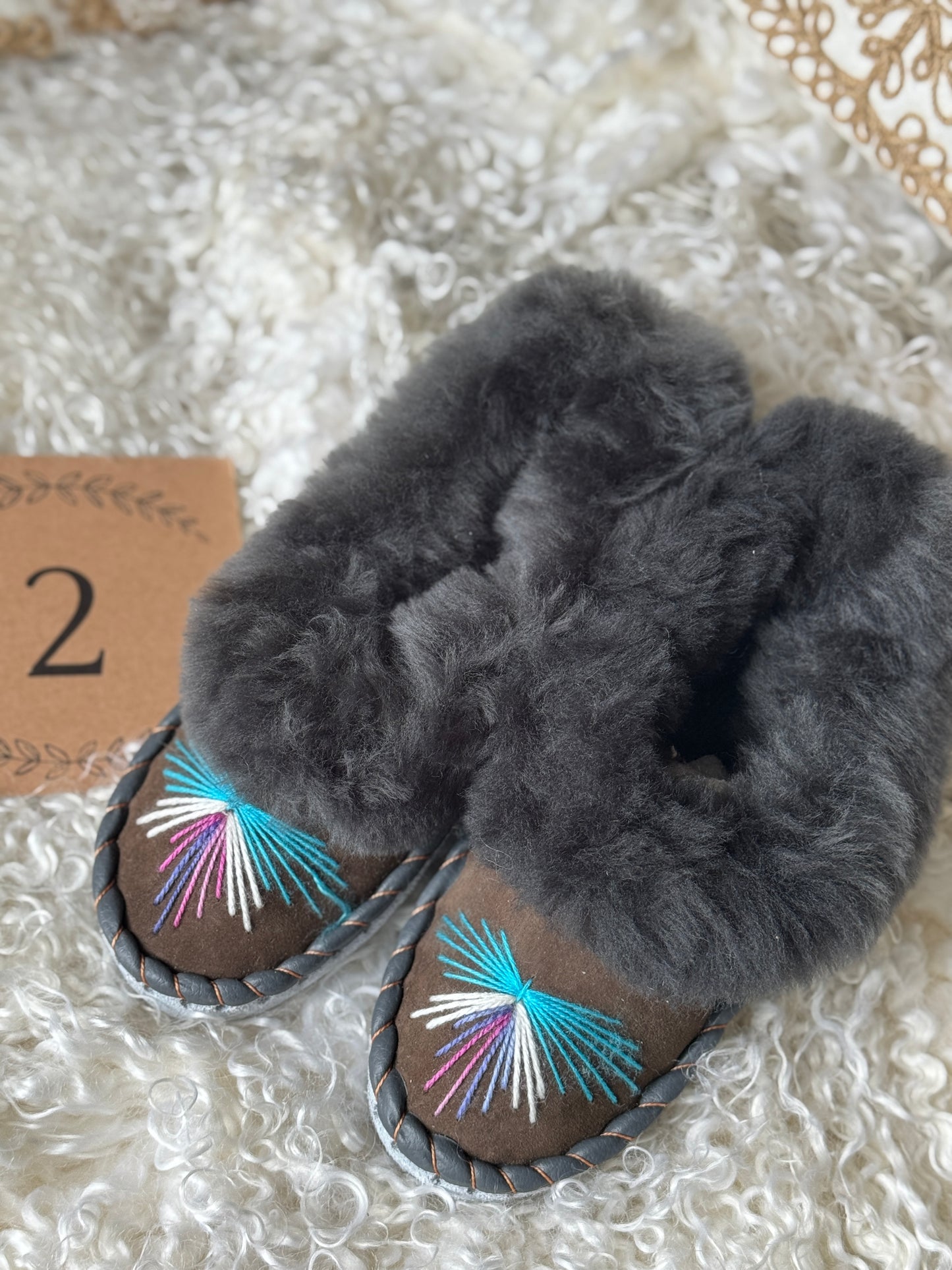 Embroidered Women's Sheepskin Slippers US7 - Folklore Feet