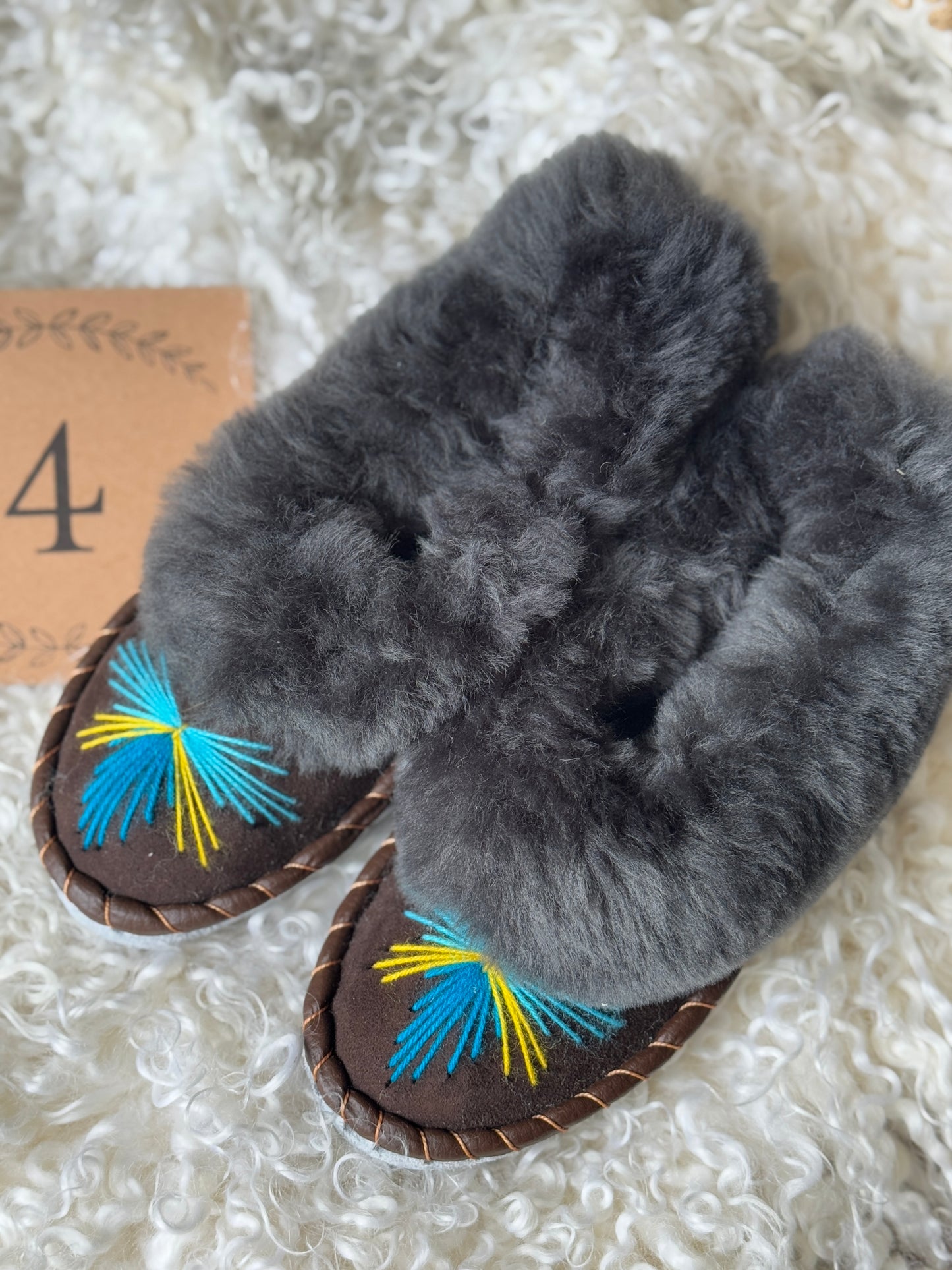 Embroidered Women's Sheepskin Slippers US7 - Folklore Feet