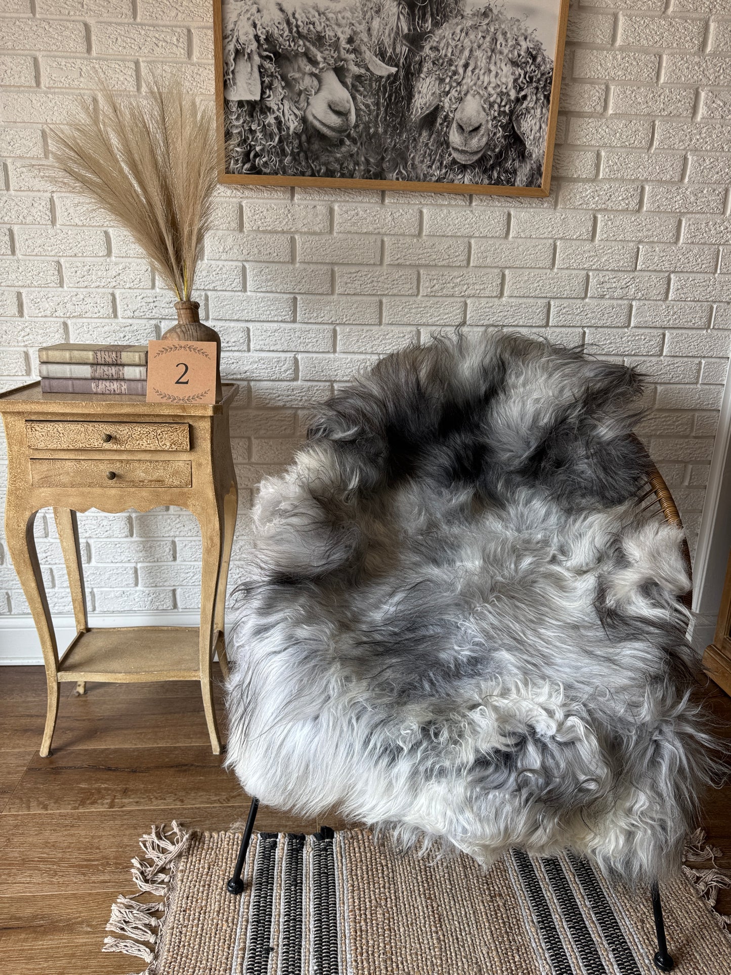 Follkee Rustic Icelandic Sheepskin Rug Throw Fur Rug Sheepskin Rug throw, natural sheepskin, real sheepskin rug, chair throw.MEL28