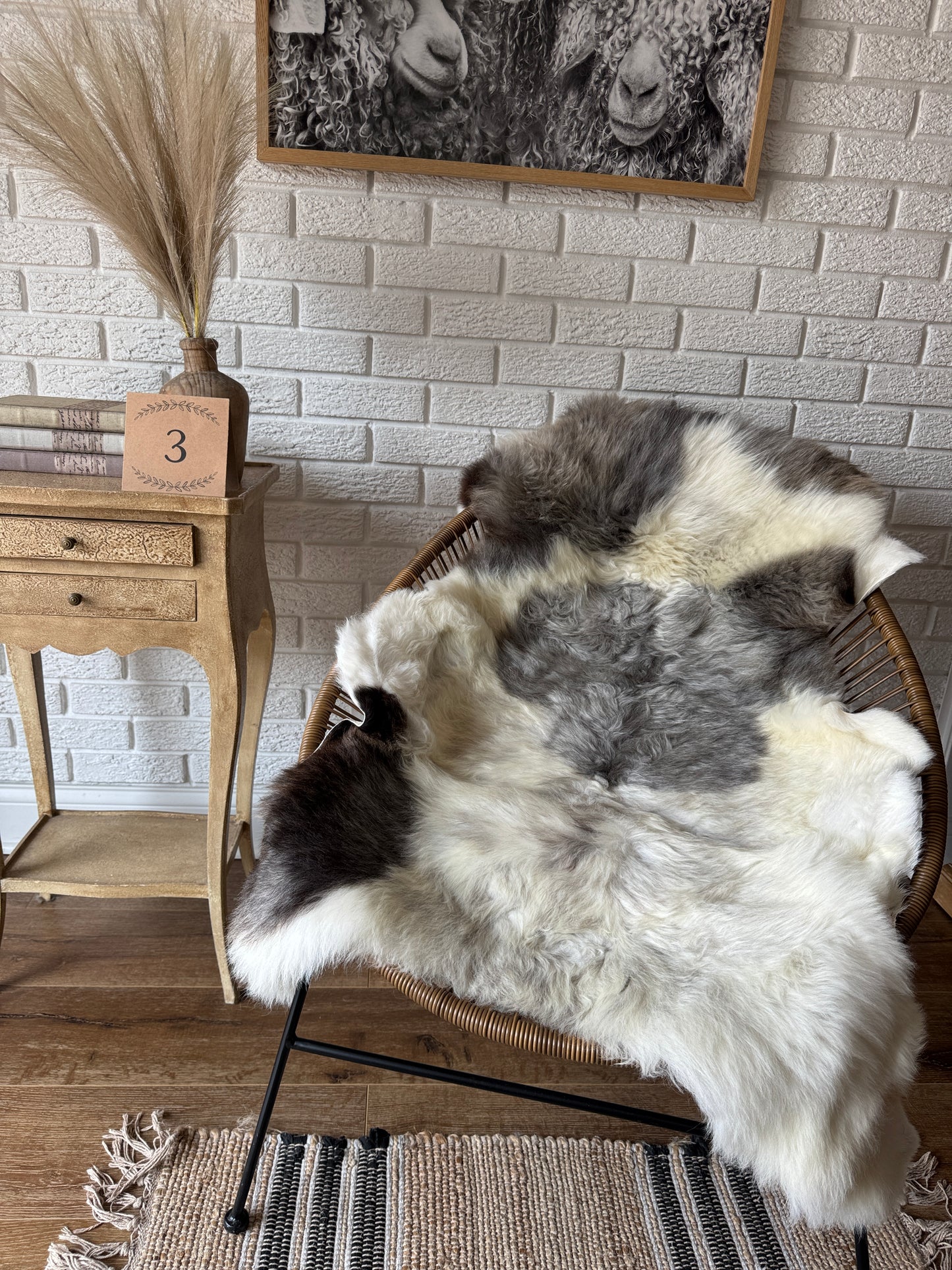 Follkee Rustic Icelandic Sheepskin Rug Throw Fur Rug Sheepskin Rug throw, natural sheepskin, real sheepskin rug, chair throw.MEL28