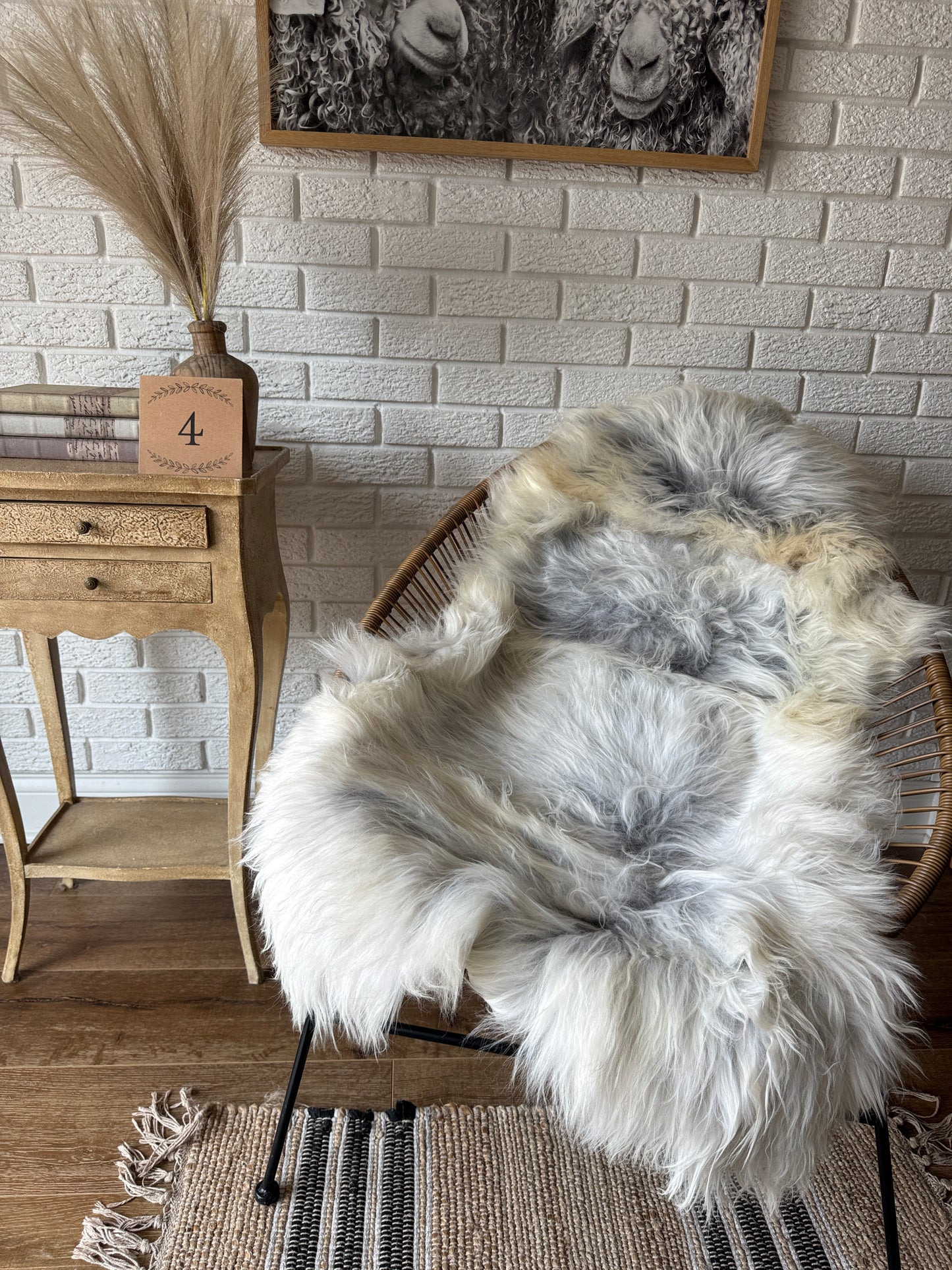 Follkee Rustic Icelandic Sheepskin Rug Throw Fur Rug Sheepskin Rug throw, natural sheepskin, real sheepskin rug, chair throw.MEL28