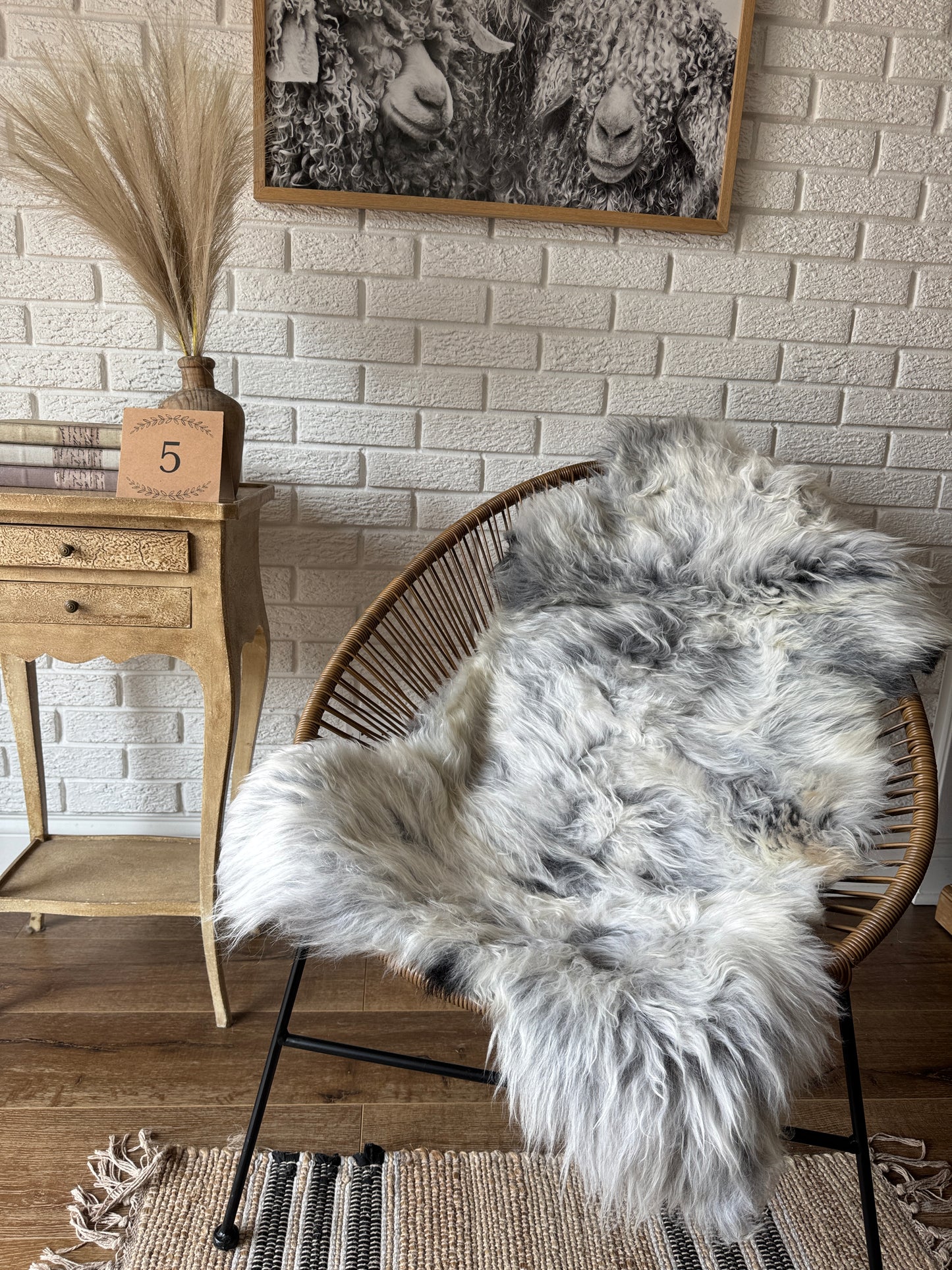 Follkee Rustic Icelandic Sheepskin Rug Throw Fur Rug Sheepskin Rug throw, natural sheepskin, real sheepskin rug, chair throw.MEL28