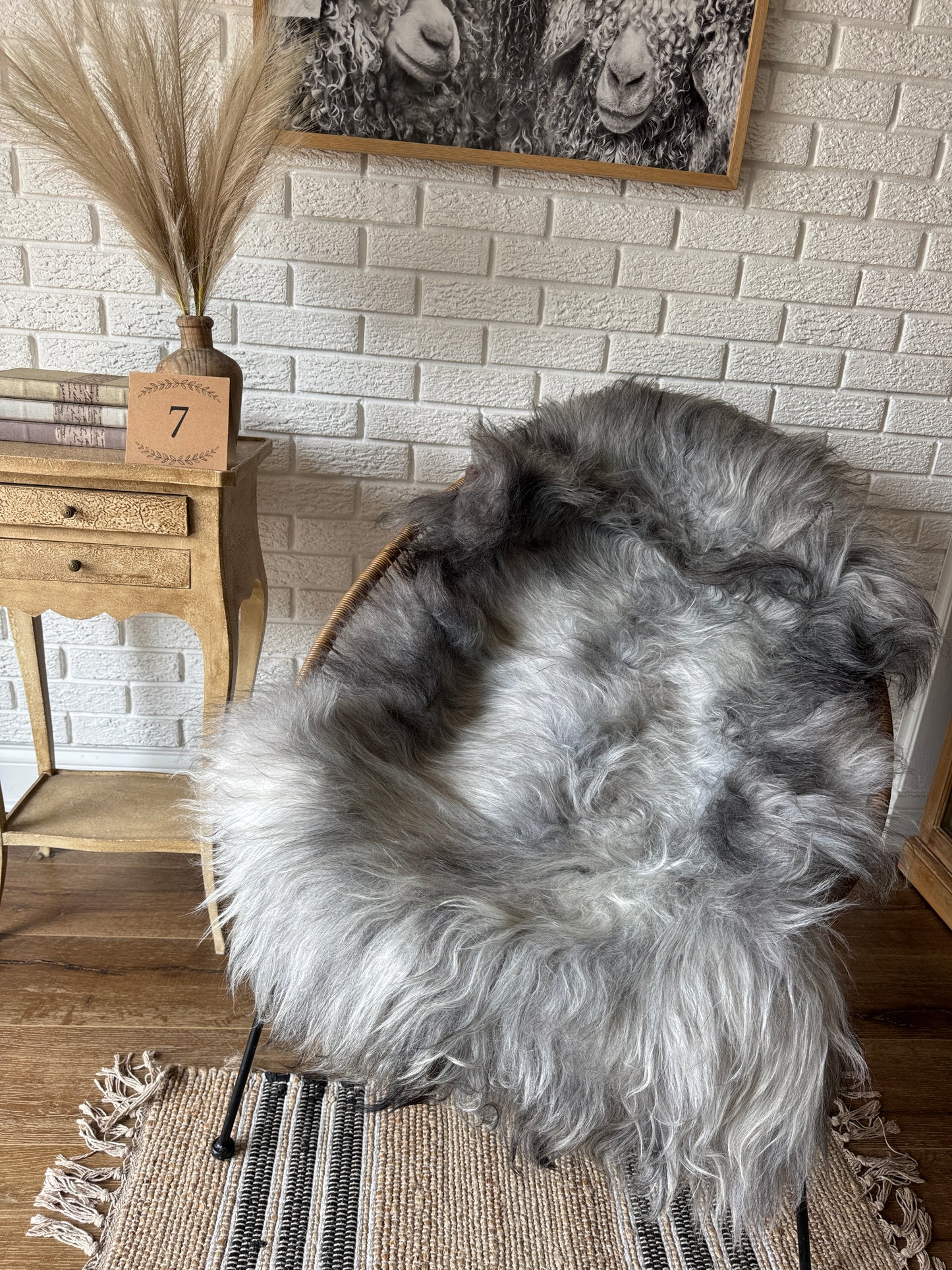 Follkee Rustic Icelandic Sheepskin Rug Throw Fur Rug Sheepskin Rug throw, natural sheepskin, real sheepskin rug, chair throw.MEL28