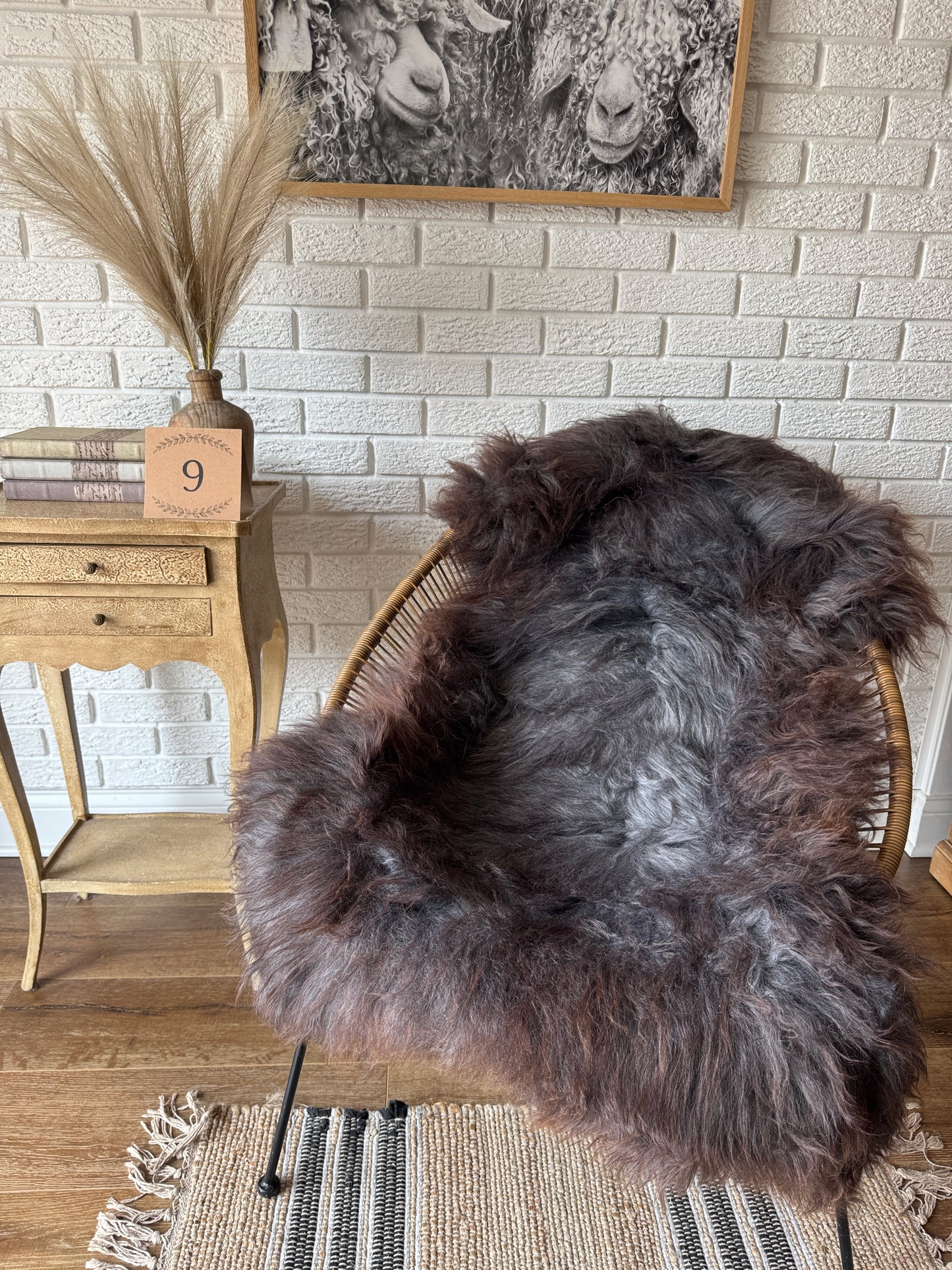 Follkee Rustic Icelandic Sheepskin Rug Throw Fur Rug Sheepskin Rug throw, natural sheepskin, real sheepskin rug, chair throw.MEL28