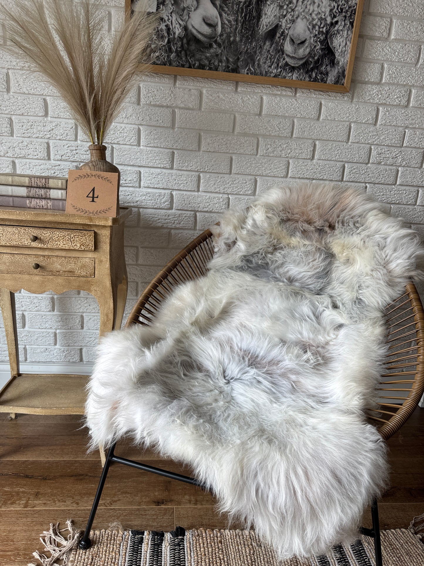 Follkee Rustic Icelandic Sheepskin Rug Throw Fur Rug Sheepskin Rug throw, natural sheepskin, real sheepskin rug, chair throw.MEL29