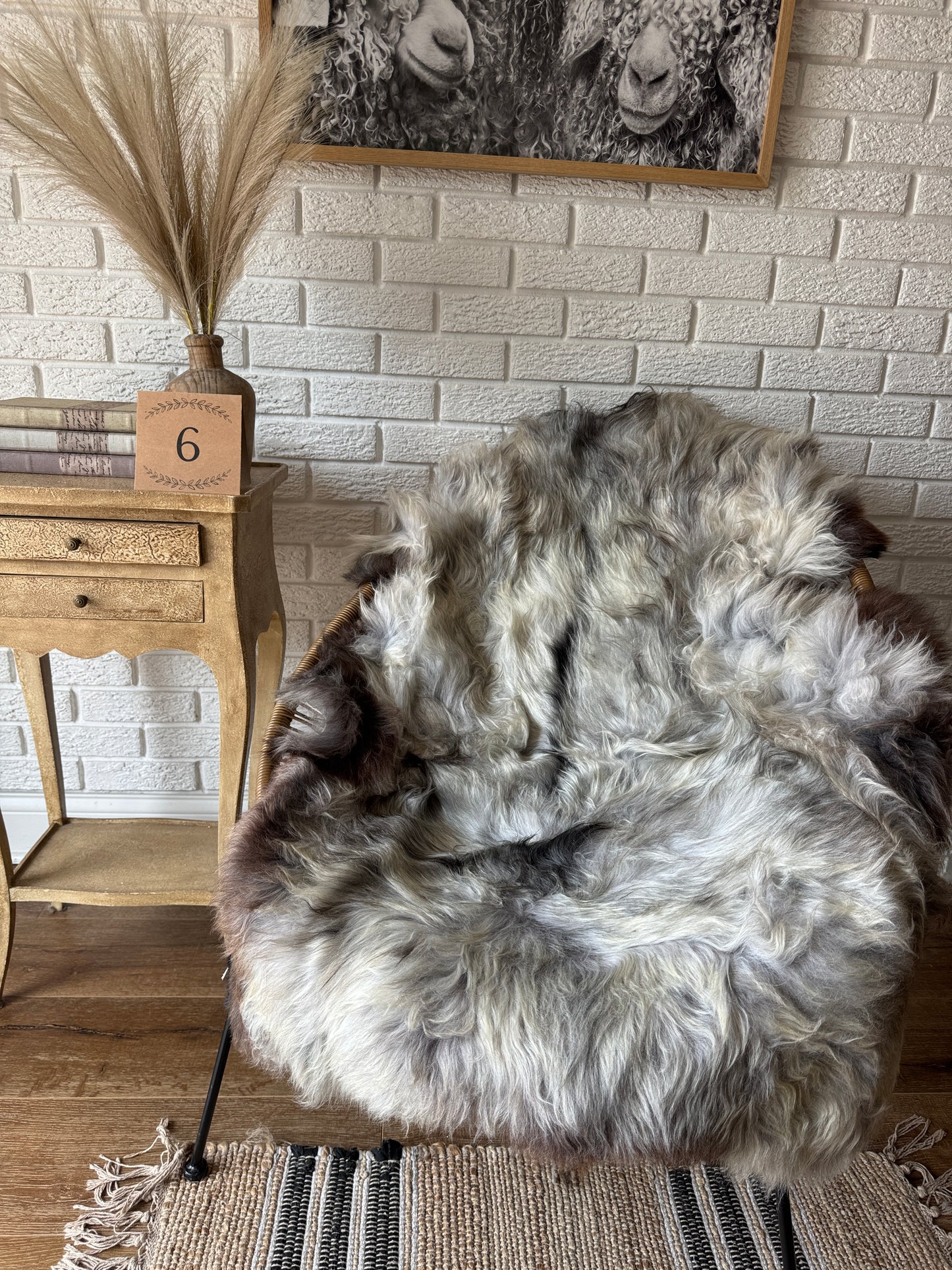 Follkee Rustic Icelandic Sheepskin Rug Throw Fur Rug Sheepskin Rug throw, natural sheepskin, real sheepskin rug, chair throw.MEL29