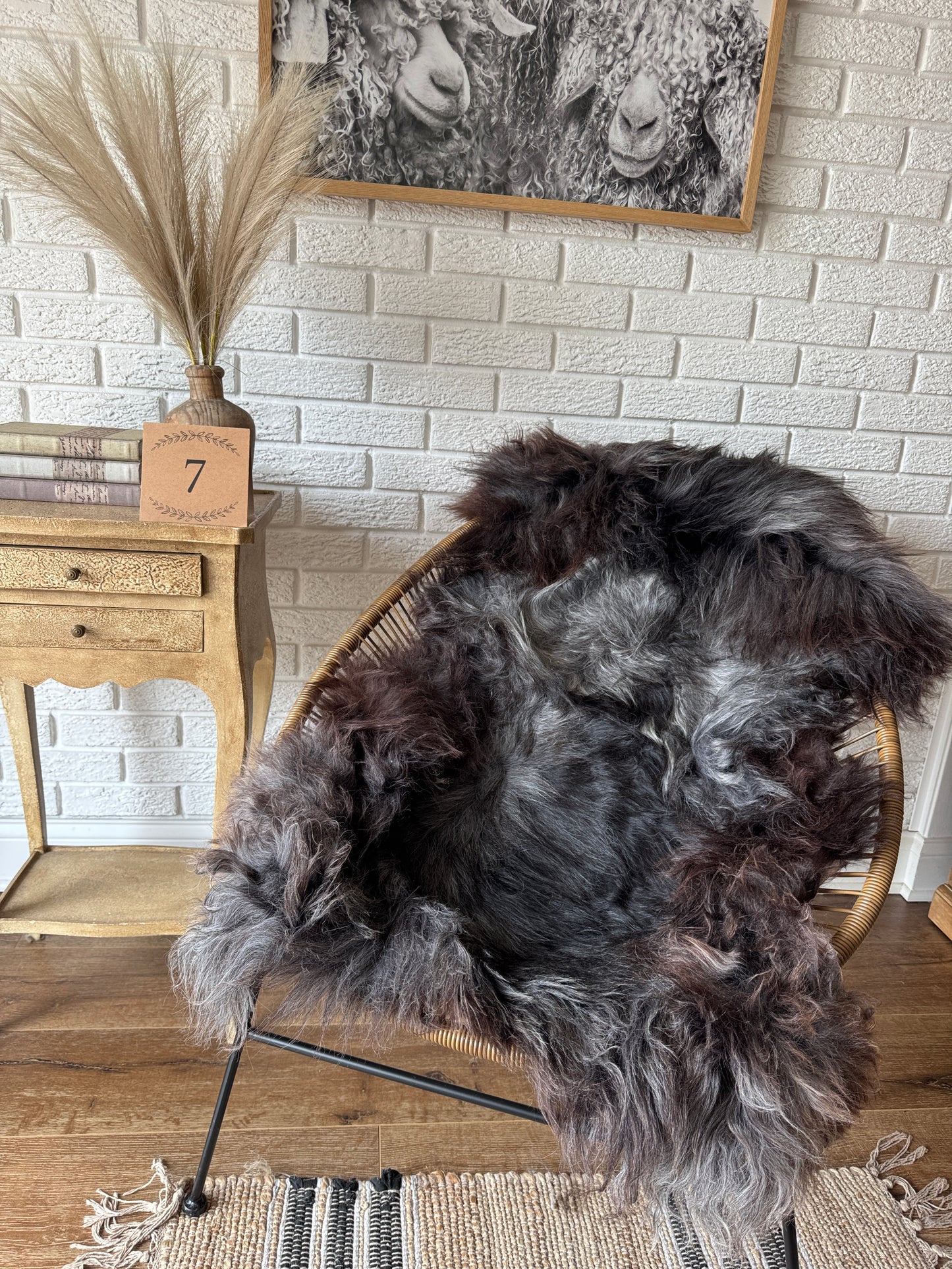 Follkee Rustic Icelandic Sheepskin Rug Throw Fur Rug Sheepskin Rug throw, natural sheepskin, real sheepskin rug, chair throw.MEL29