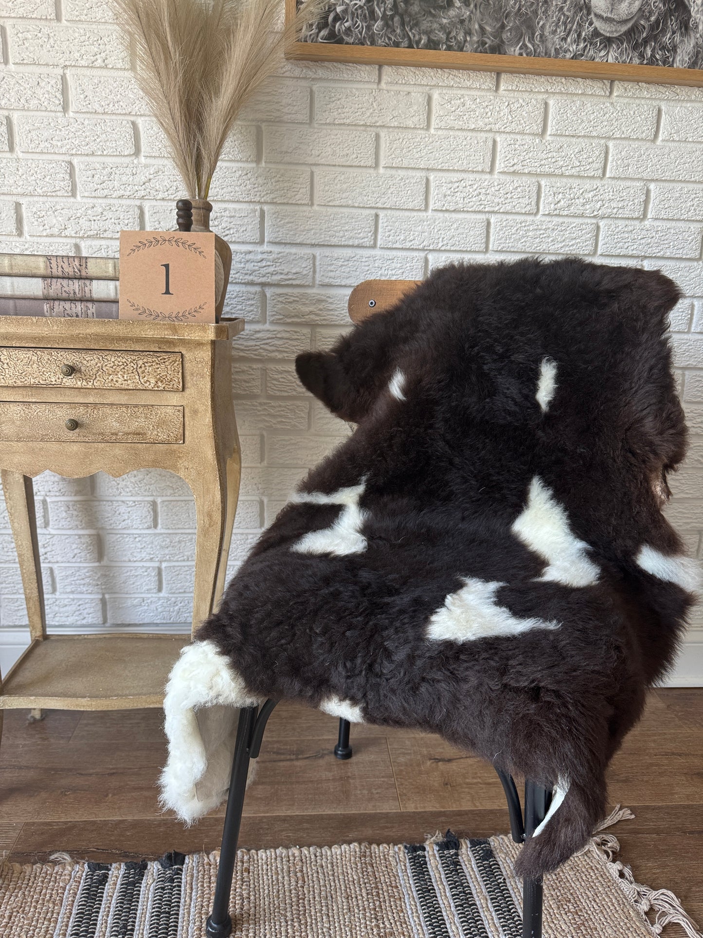 Premium American Jacob Sheepskin Rug β π Premium American Jacob Sheepskin Rug β Cozy Luxury for You & Your Pet.CAT