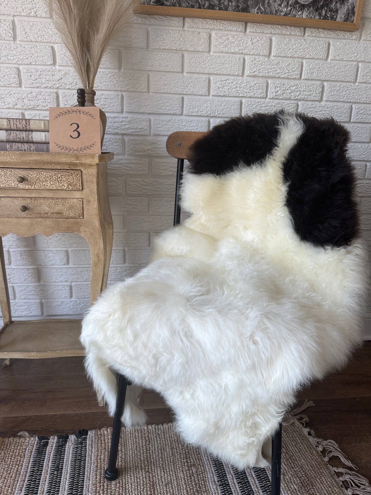 Premium American Jacob Sheepskin Rug β π Premium American Jacob Sheepskin Rug β Cozy Luxury for You & Your Pet.CAT
