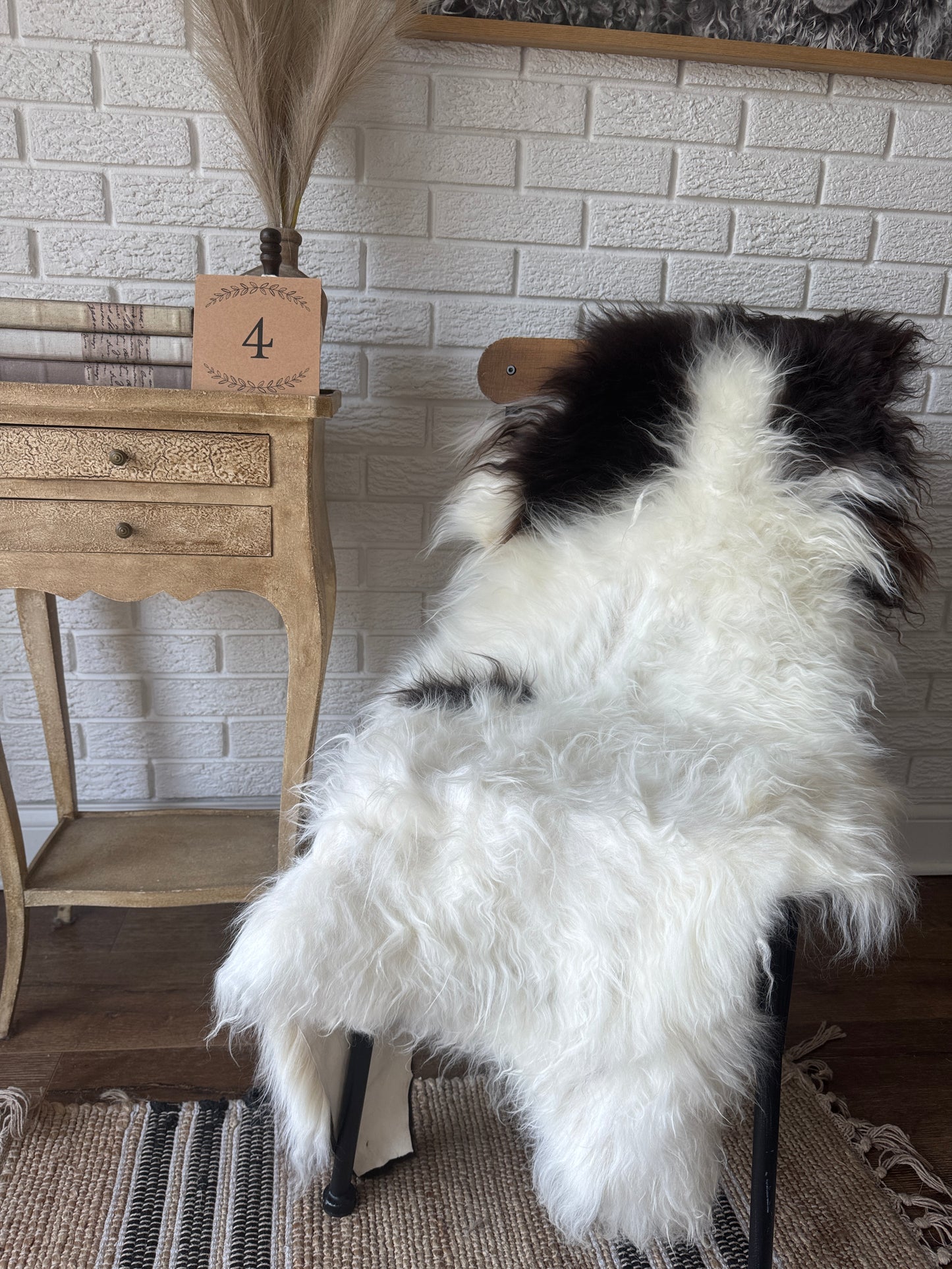 Premium American Jacob Sheepskin Rug β π Premium American Jacob Sheepskin Rug β Cozy Luxury for You & Your Pet.CAT