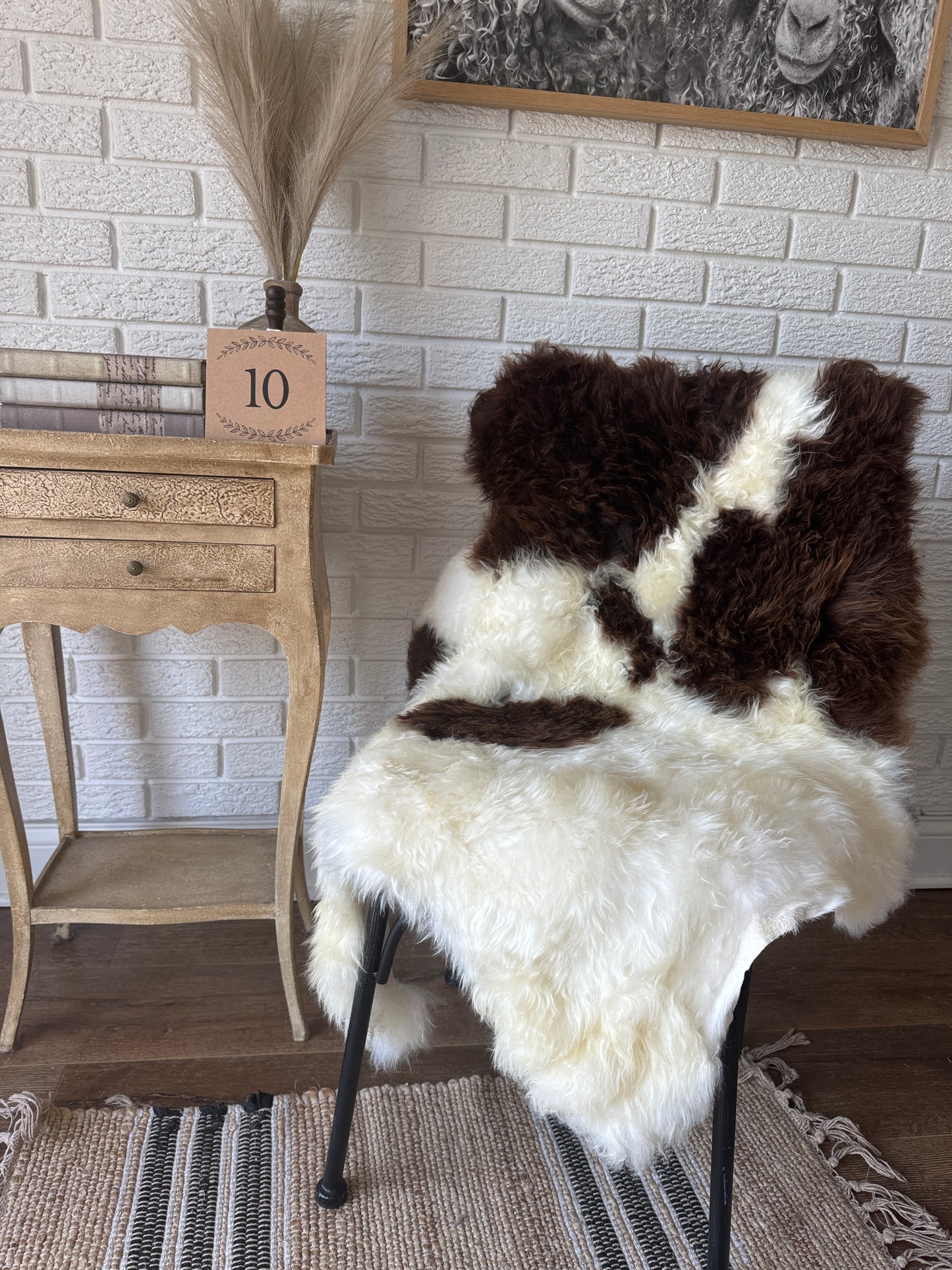 Premium American Jacob Sheepskin Rug β π Premium American Jacob Sheepskin Rug β Cozy Luxury for You & Your Pet.CAT