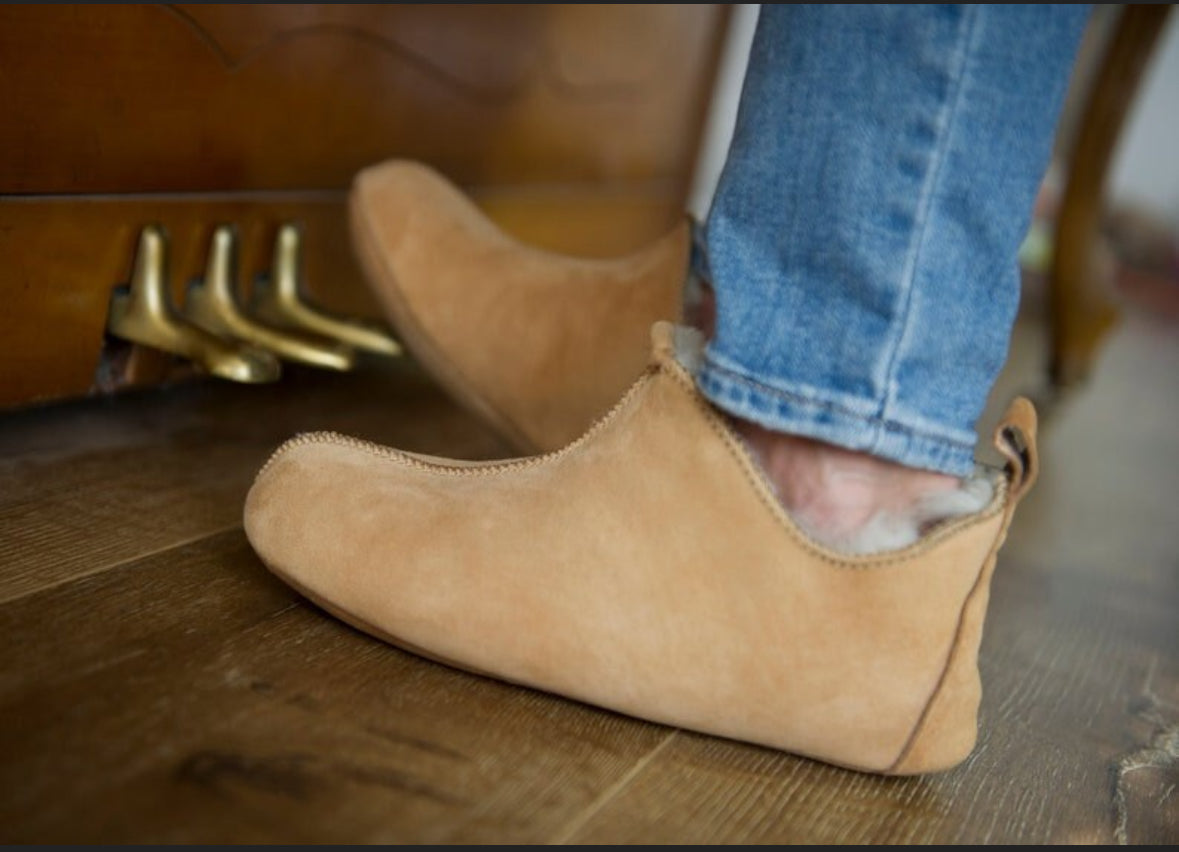 Natural Sheepskin Slippers with Leather Soles Natural Beige – Warm, Grounding, Eco-Friendly Comfort Handmade
