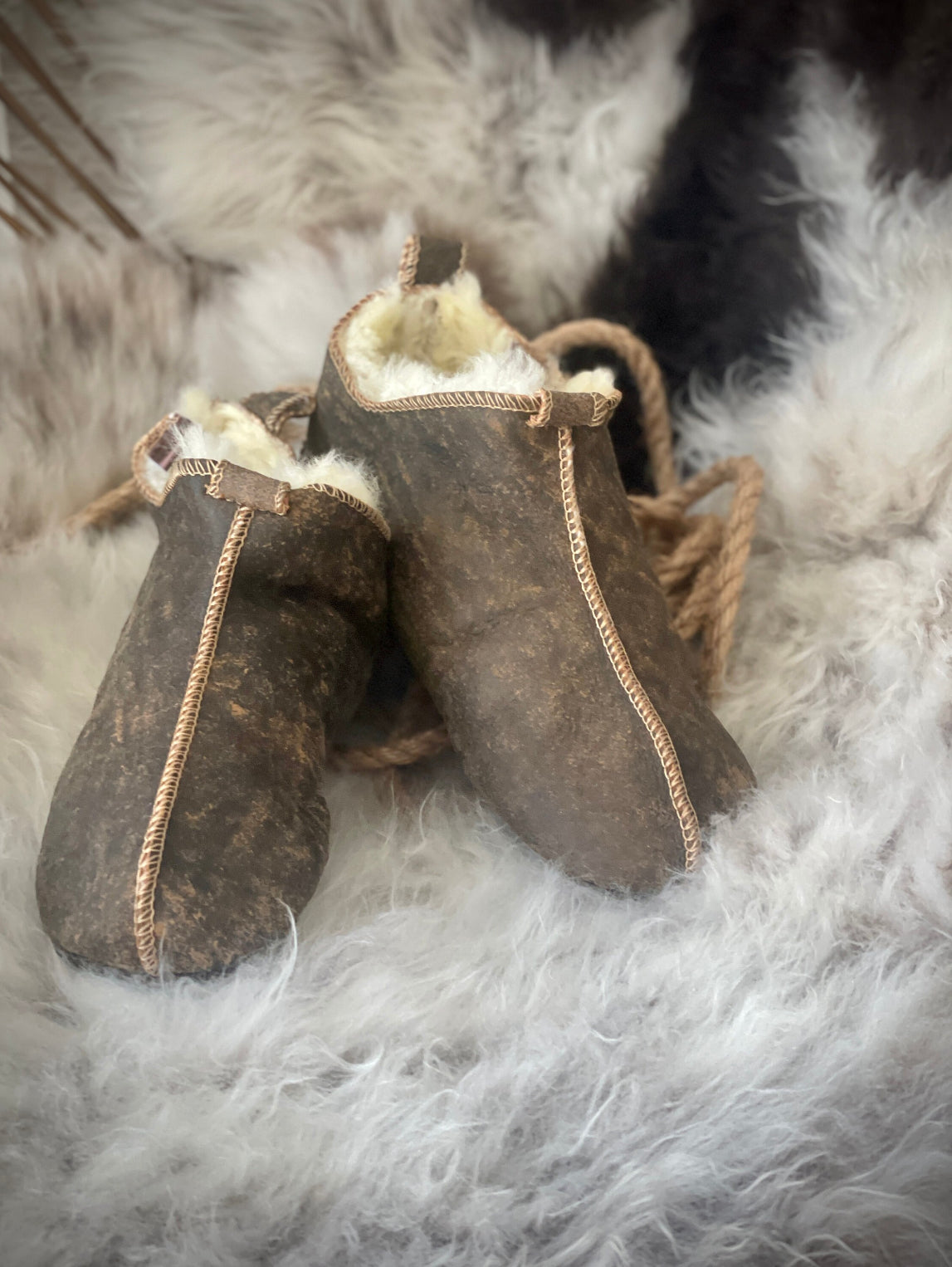 Follkee Slippers Bambosh Sheep Skin Wool Lined House Shoes Mens Slippers Womens Slippers Brown Deka Slippers Handcrafted