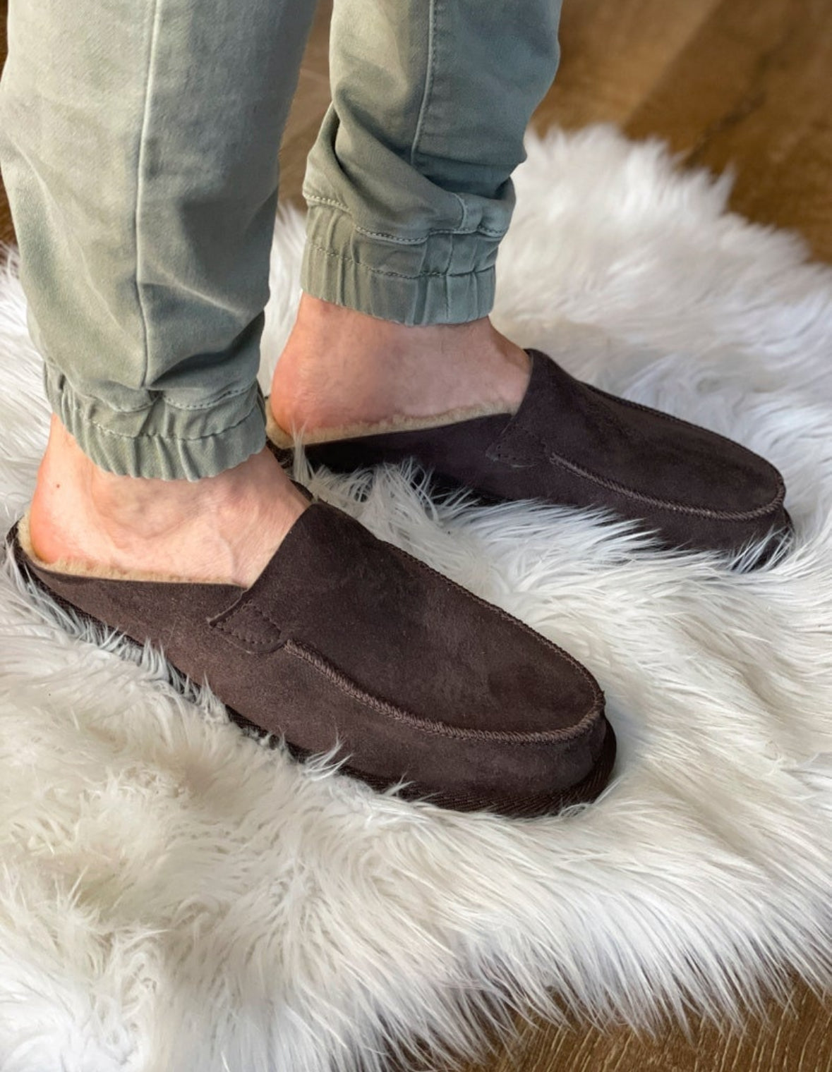 Follkee Slippers Sheep Skin Wool Lined Slip On House Shoes for Mens and Womans