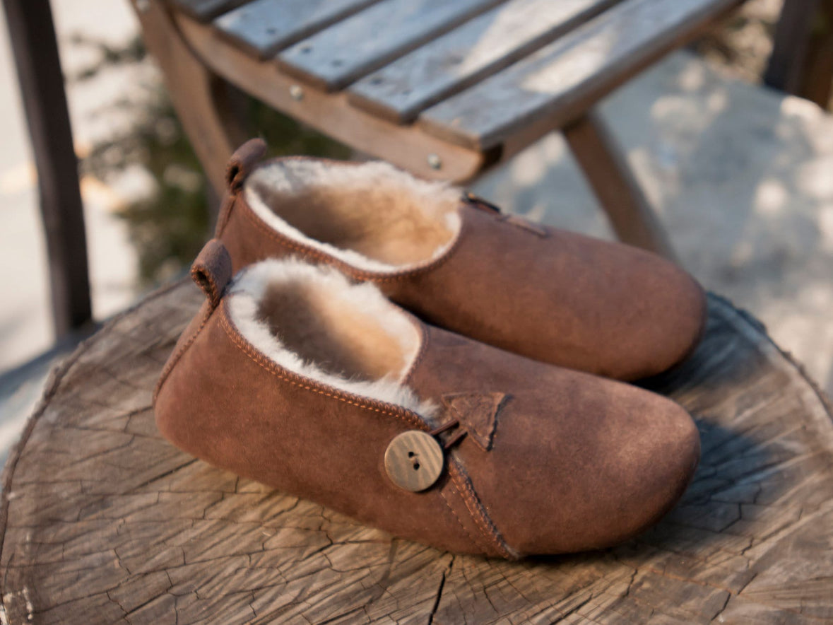 Follkee Slippers Bambosh Chocolate Brown Natural Organic Sheep Skin Wool Handcrafted