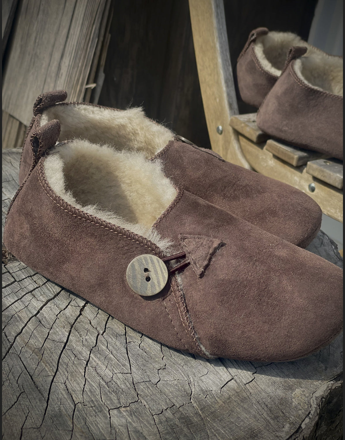 Follkee Slippers Bambosh Chocolate Brown Natural Organic Sheep Skin Wool Handcrafted