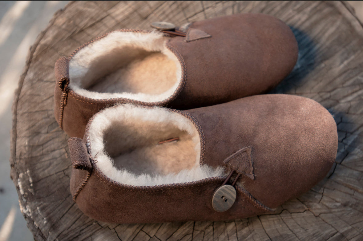 Follkee Slippers Bambosh Chocolate Brown Natural Organic Sheep Skin Wool Handcrafted