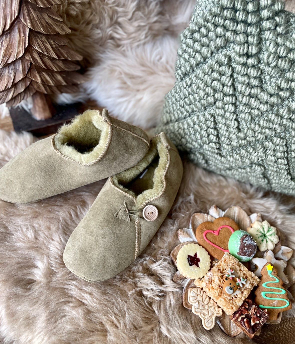 Follkee Slippers Bambosh Earthy Green Sheep Skin Wool Lined Handcrafted Luxury Slippers