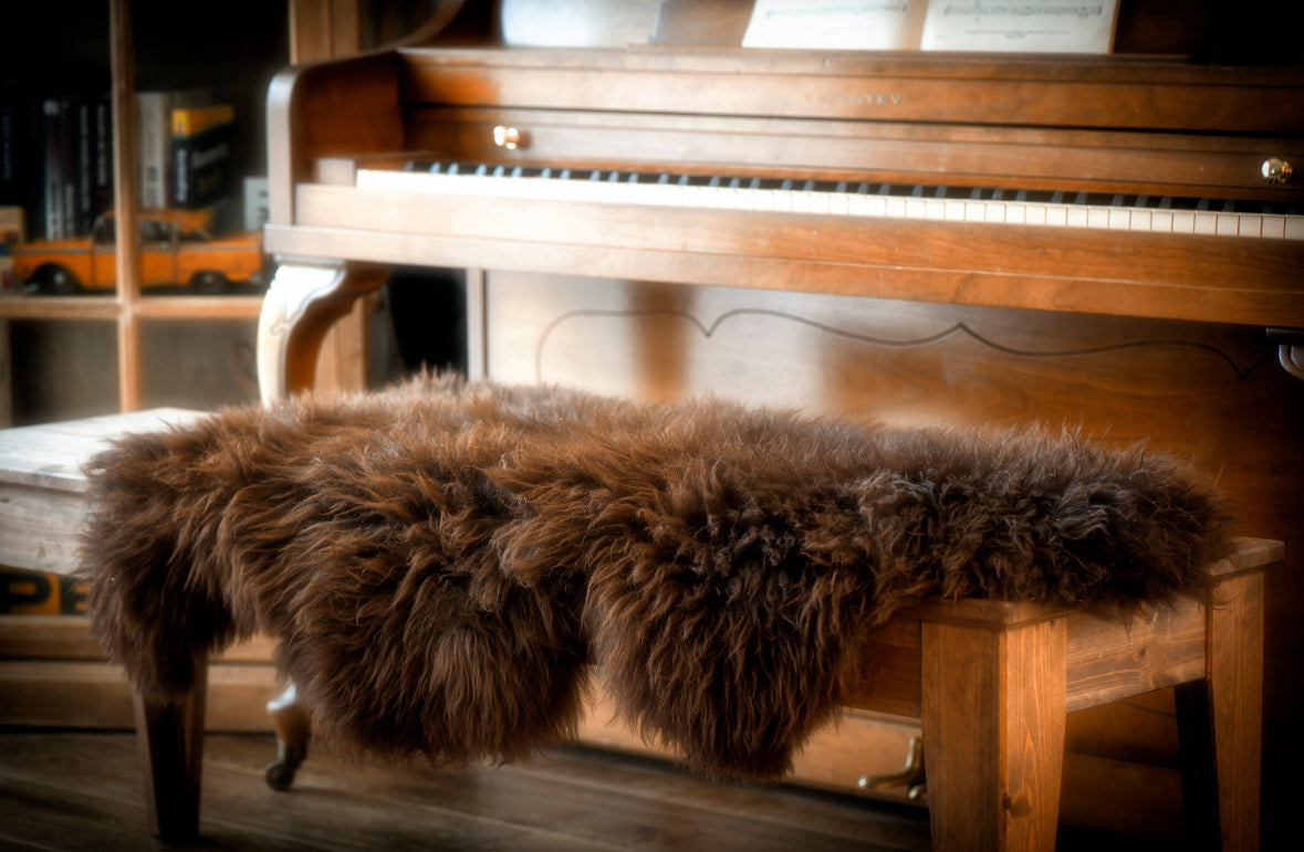 Follkee Beautiful Brown Iceland SHEEPSKIN rug Sheepskin Throw Fur Rug Sheepskin Rug throw, natural sheepskin