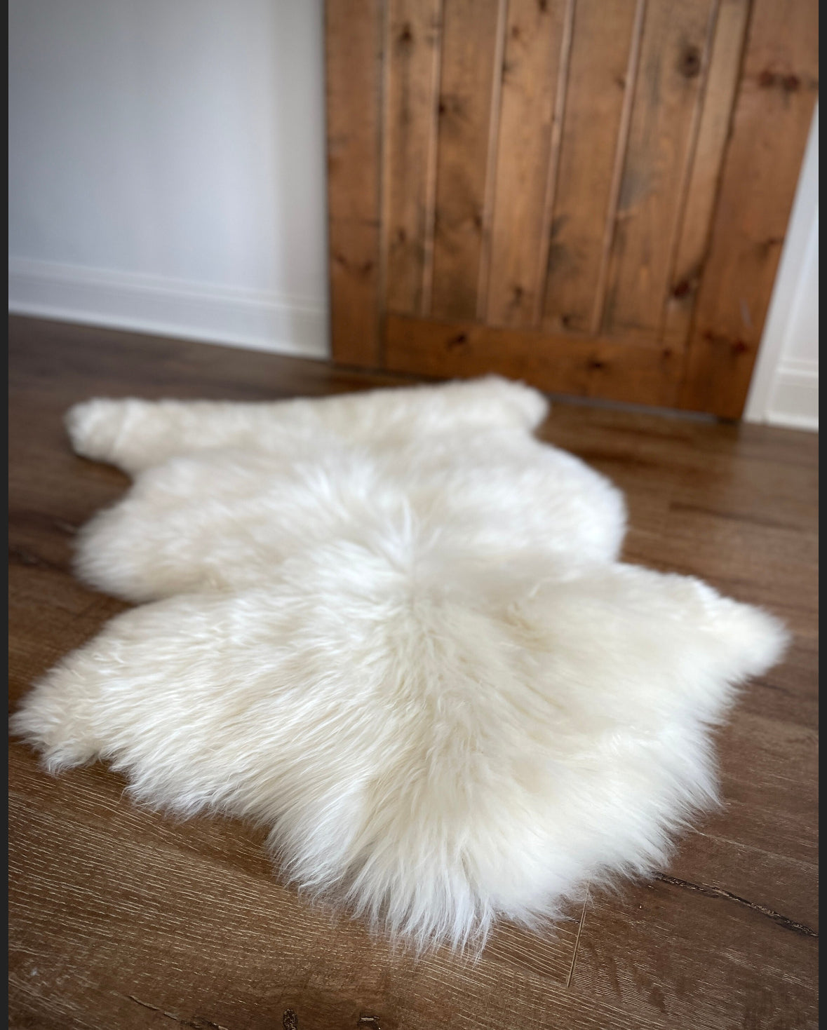 Follkee Beautiful White Iceland SHEEPSKIN rug Sheepskin Throw Fur Rug Sheepskin Rug
