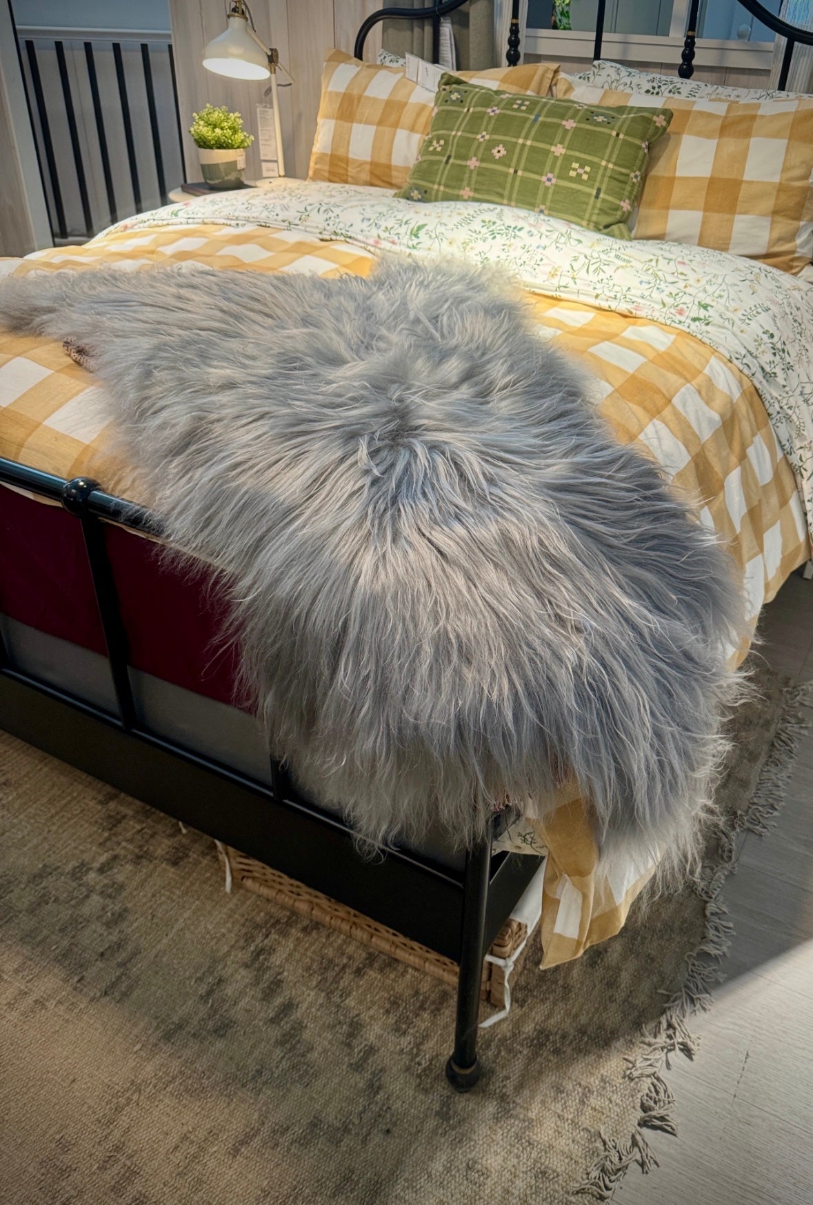 Australian  Genuine Sheepskin Rug β Silver Grey Luxury Throw by Follkee