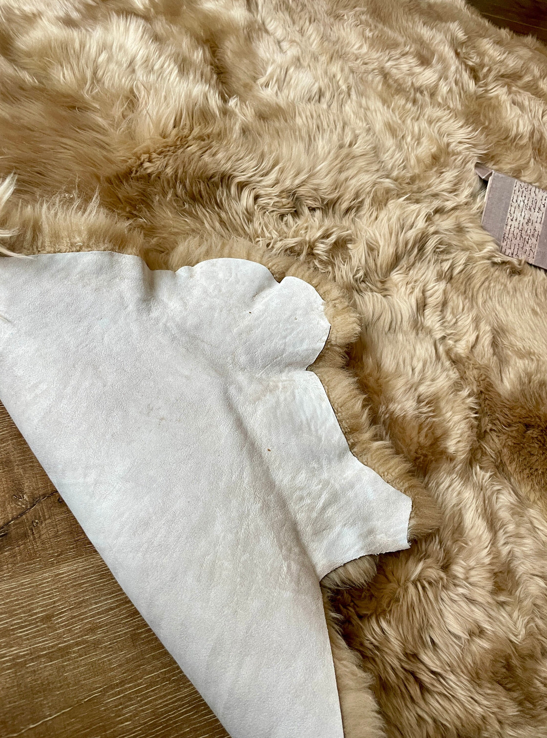 Follkee Sheepskin, Carmel Icelandic Sheepskin, sheepskin rug throw, natural sheepskin, real sheepskin rug