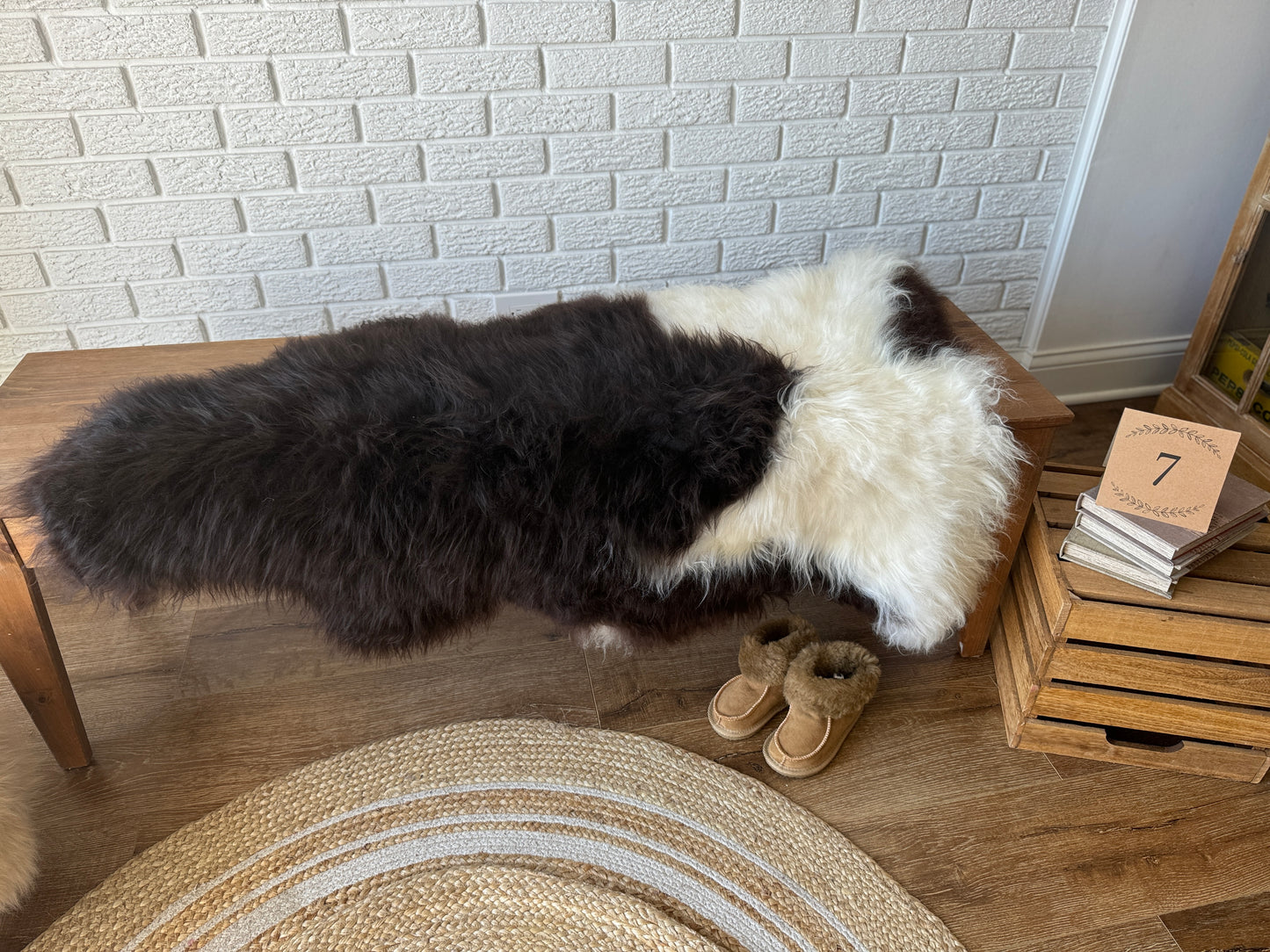 Follkee SheepSkin Rug American Jacob, Premium Quality Sheepskin Blanket, Australian SheepSkin, Soft Sheepskin, Sheepskin throw