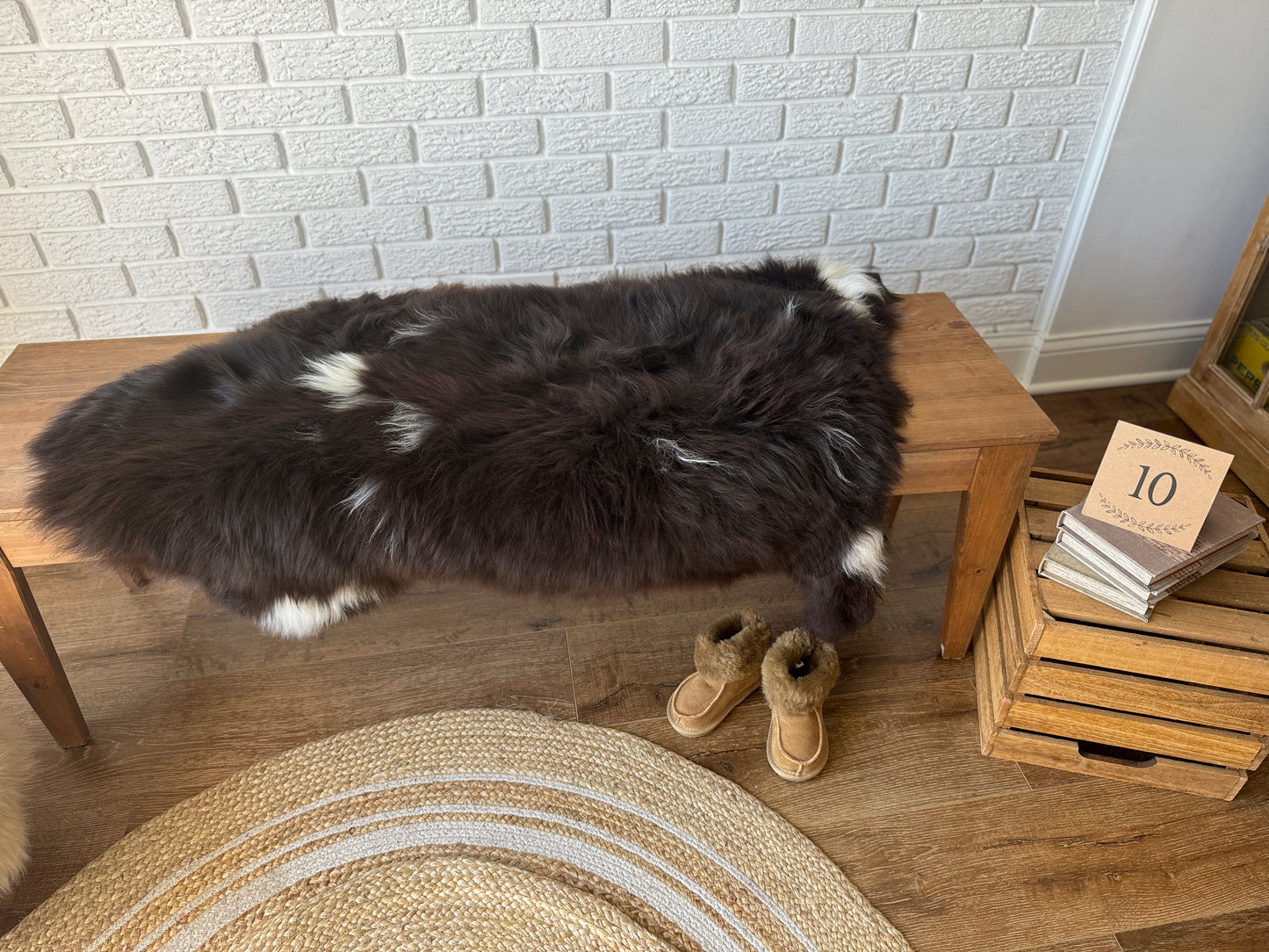Follkee SheepSkin Rug American Jacob, Premium Quality Sheepskin Blanket, Australian SheepSkin, Soft Sheepskin, Sheepskin throw