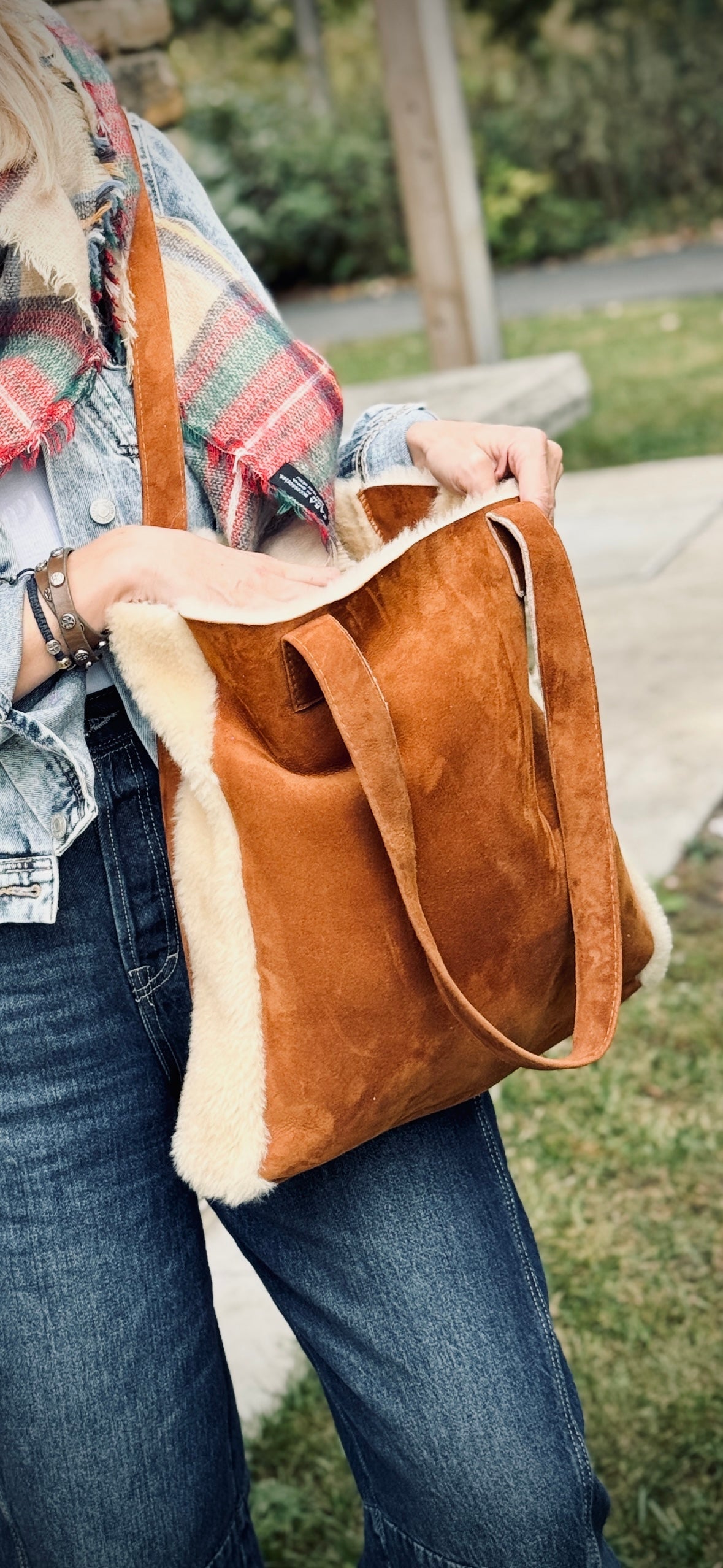 Nati Shoppers Bag – Handmade Sheepskin Tote, Market Bag, Eco-Friendly, Gift for Her