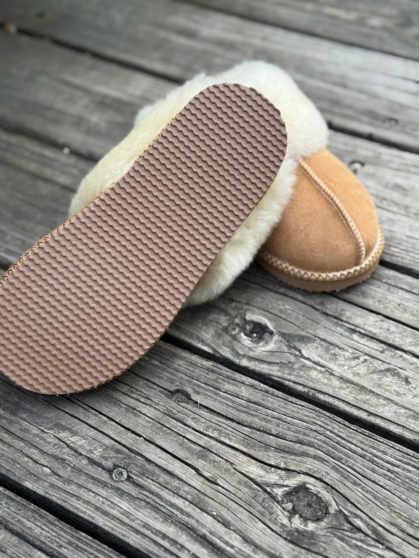 Follkee Unisex Sheepskin Slippers-LOLA from NEW Collection Handcrafted | Sustainable | Ultra-Light Slippers, House Shoes, Wool Slippers