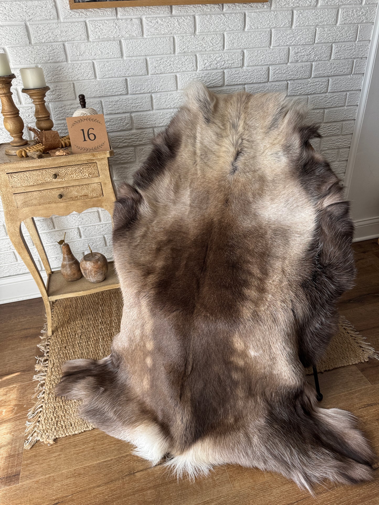 Authentic Reindeer Hide – Luxuriously Large with Natural Dark Markings | Natural Rug REN