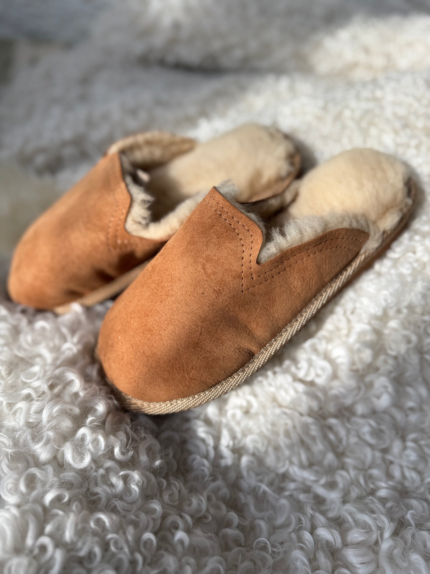 Sheepskin Merino Wool Slippers Men and Women House Shoes Slip On Slippers handmade comfort for winter