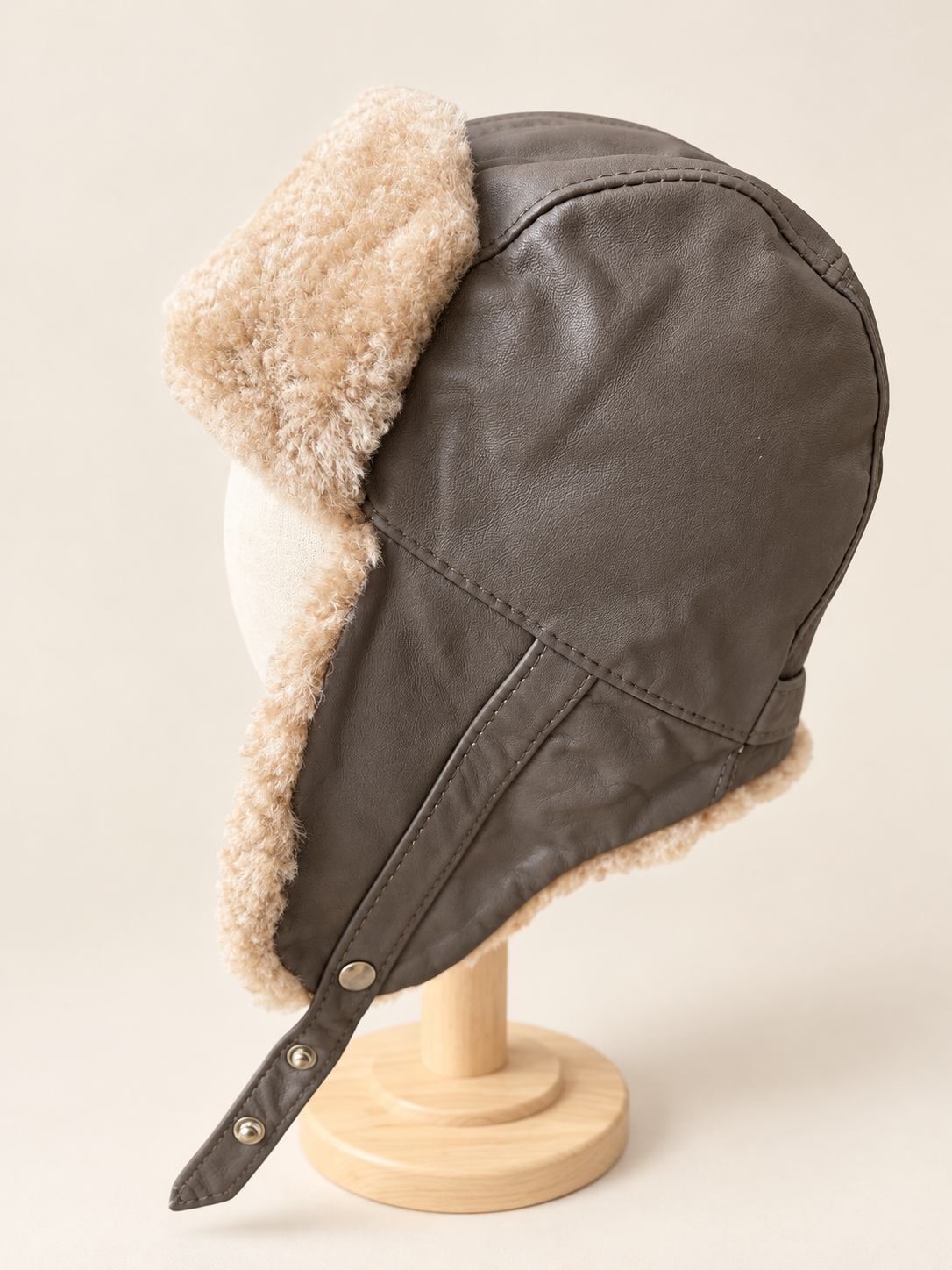 Genuine Sheepskin Aviator Hat for Teens, Women & Men – Merino Wool Leather Trapper Hat, Latte Shades