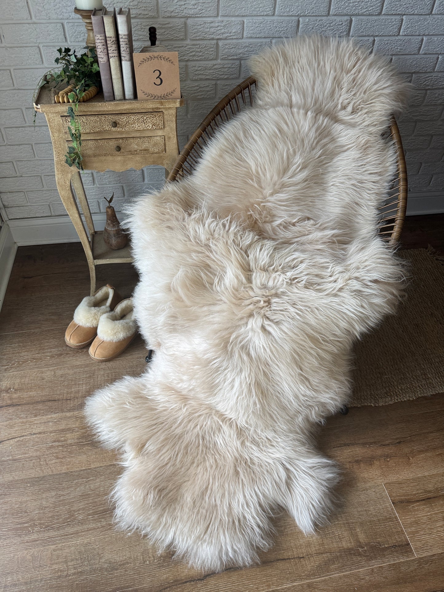 Follkee Natural Two‑Pelt Sheepskin Rug – Champagne Beige Icelandic & Australian Real Hide
