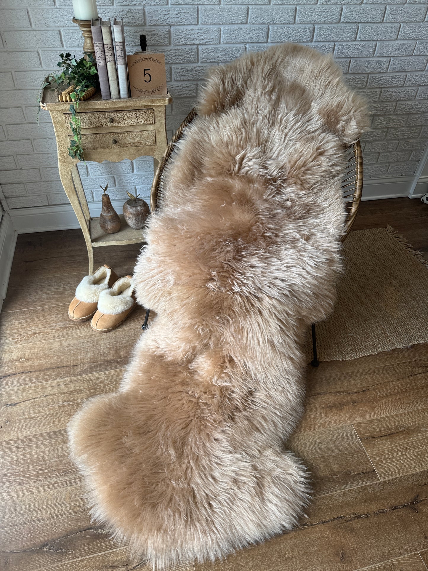 Follkee Natural Two‑Pelt Sheepskin Rug – Champagne Beige Icelandic & Australian Real Hide