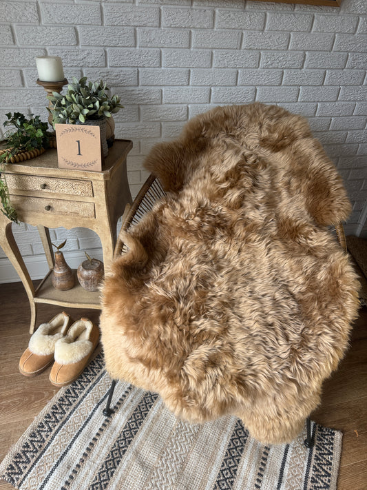 Follkee Sheepskin Rug, Throw Fur Rug, Carmel, Champagne, Beige Taupe
