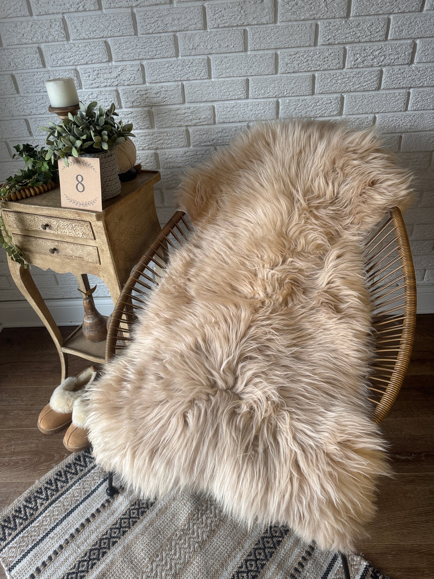 Follkee Sheepskin Rug, Throw Fur Rug, Carmel, Champagne, Beige Taupe
