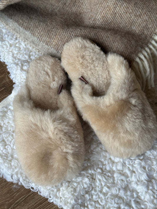 Women’s Merino Wool Slippers – Fluffy Sheepskin | Champagne Color | Handmade Natural Wool House Shoes | Cozy Warm Luxury Gift