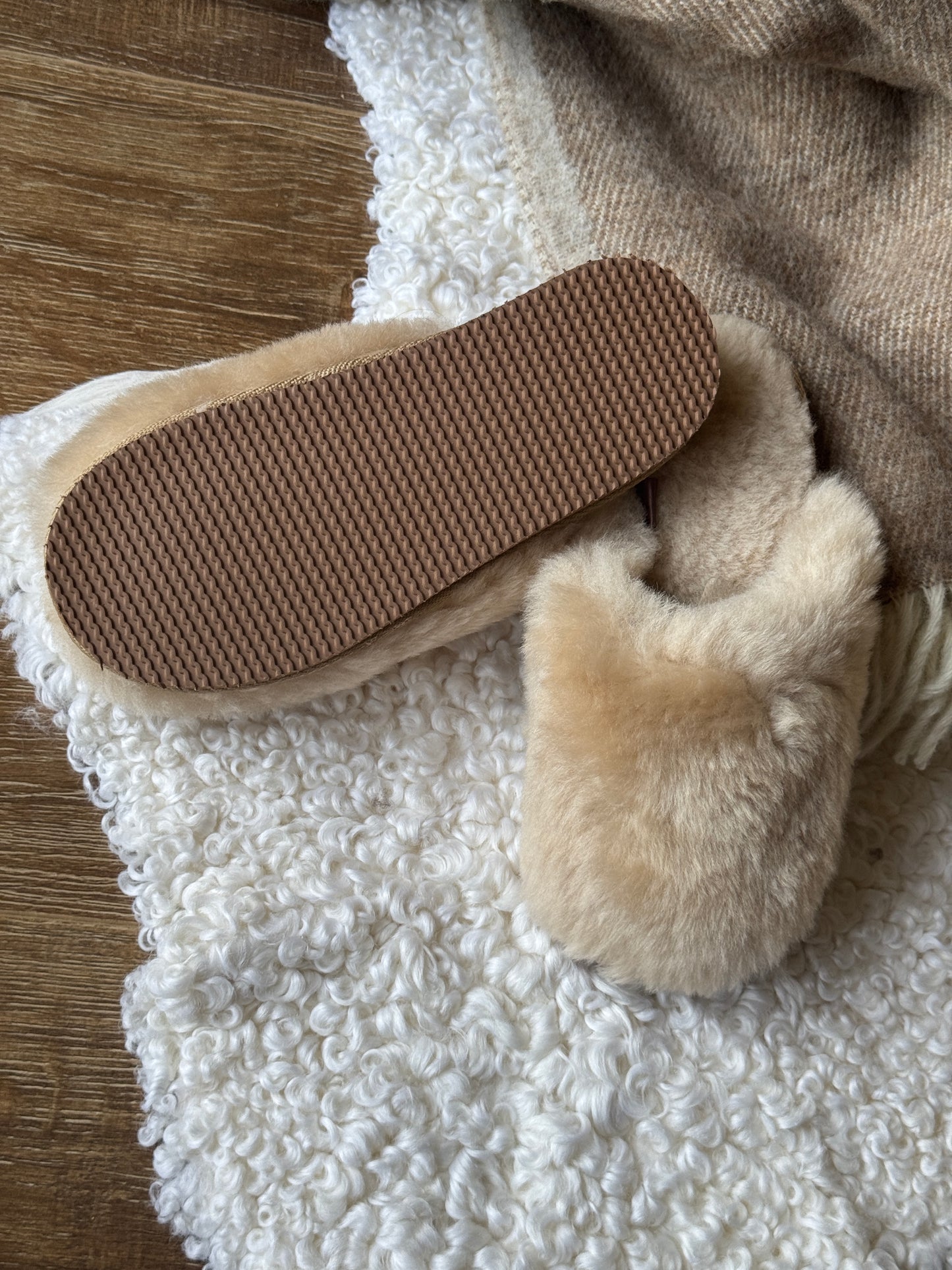 Women’s Merino Wool Slippers – Fluffy Sheepskin | Champagne Color | Handmade Natural Wool House Shoes | Cozy Warm Luxury Gift