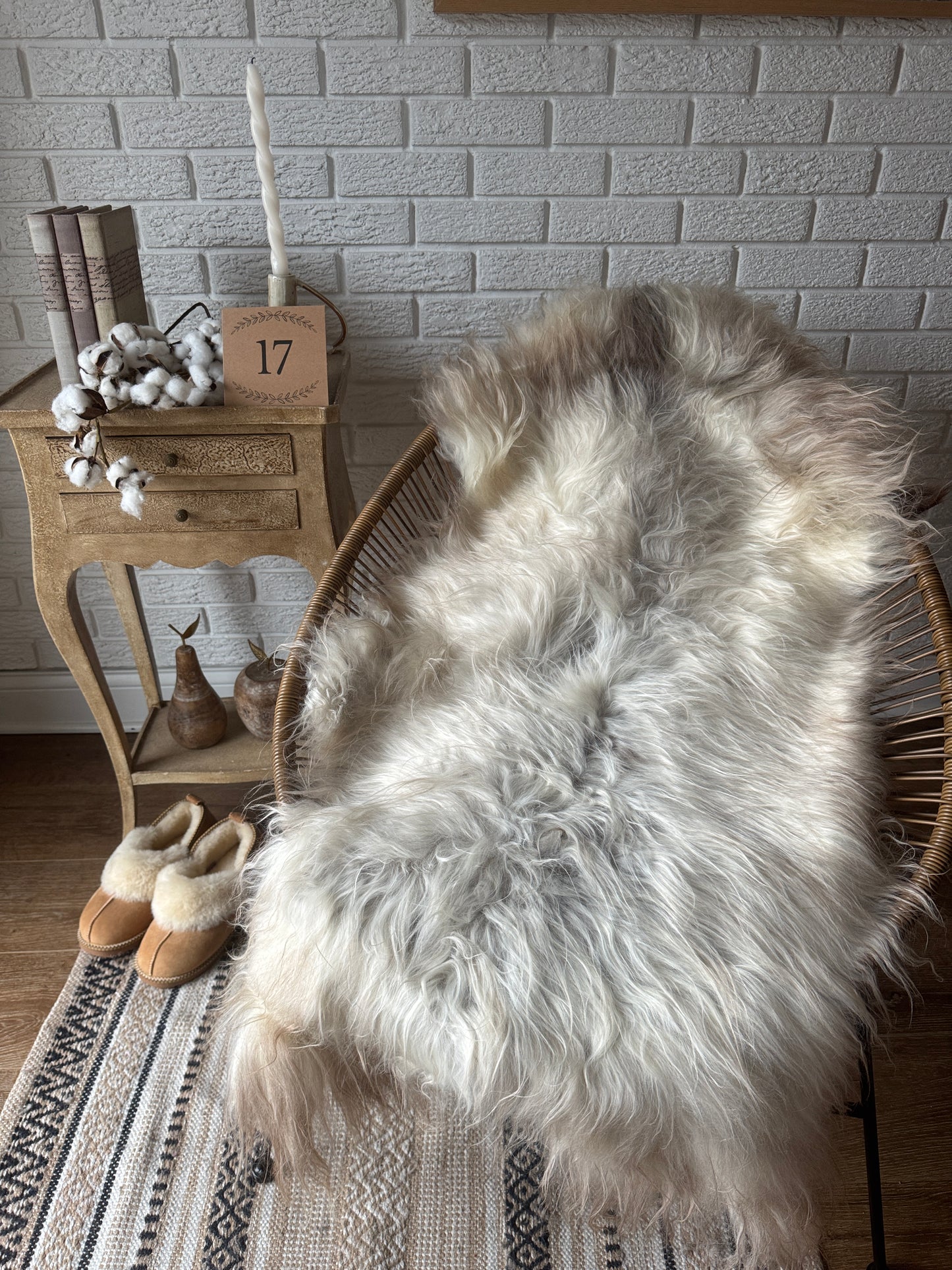 Follkee Rustic Icelandic Sheepskin Rug Throw Fur Rug Sheepskin Rug throw, natural sheepskin, real sheepskin rug, chair throw, all natural MEL40