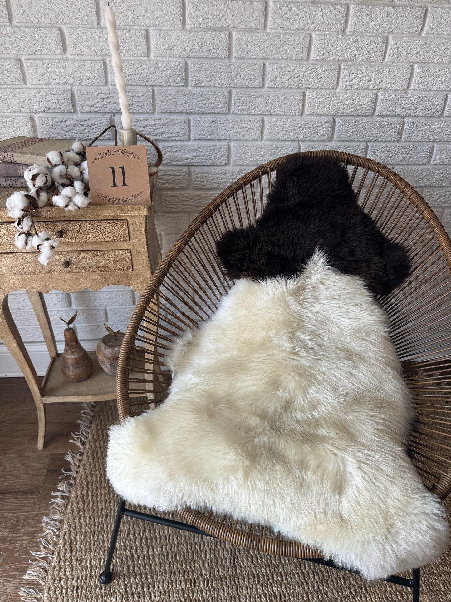 Follkee Rustic Icelandic Sheepskin Rug Throw Fur Rug Sheepskin Rug throw, natural sheepskin, real sheepskin rug, chair throw, all natural MEL41