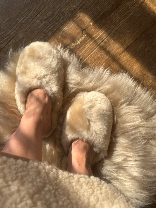 Women’s Merino Wool Slippers – Fluffy Sheepskin | Champagne Color | Handmade Natural Wool House Shoes | Cozy Warm Luxury Gift