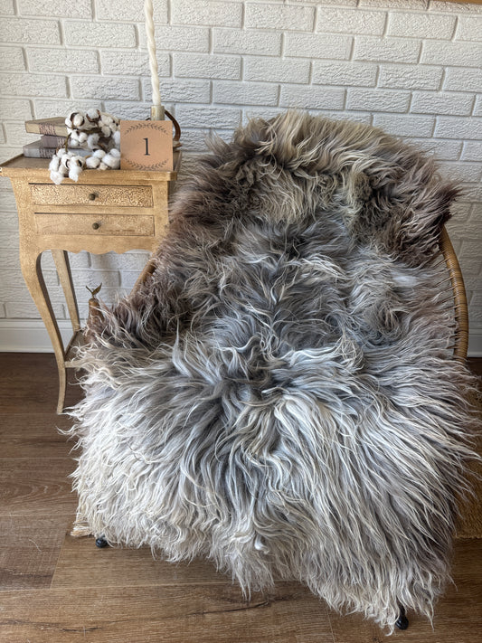Follkee Rustic Icelandic Sheepskin Rug Throw Fur Rug Sheepskin Rug throw, natural sheepskin, real sheepskin rug, chair throw, all natural MEL42
